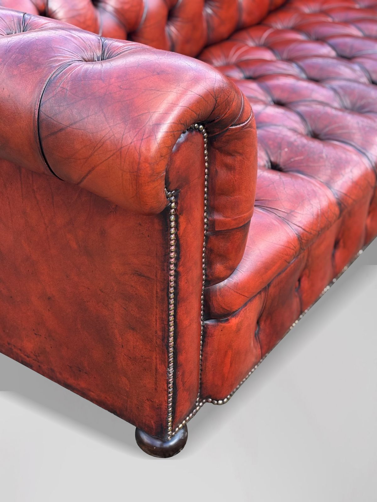 Early 20th Century Red Leather 3 Seater Chesterfield Sofa photo for sale