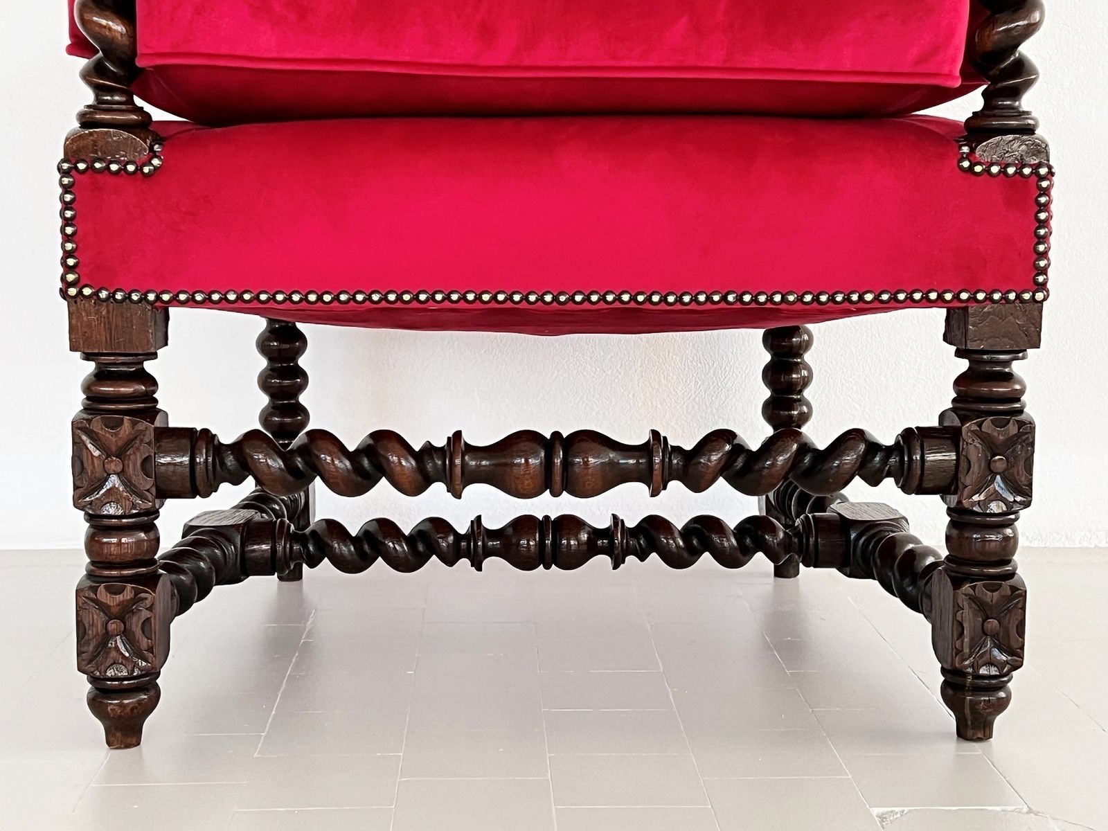 Italian Baroque Throne Armchair In Nutwood Reupholstered In Velvet photo Furniture