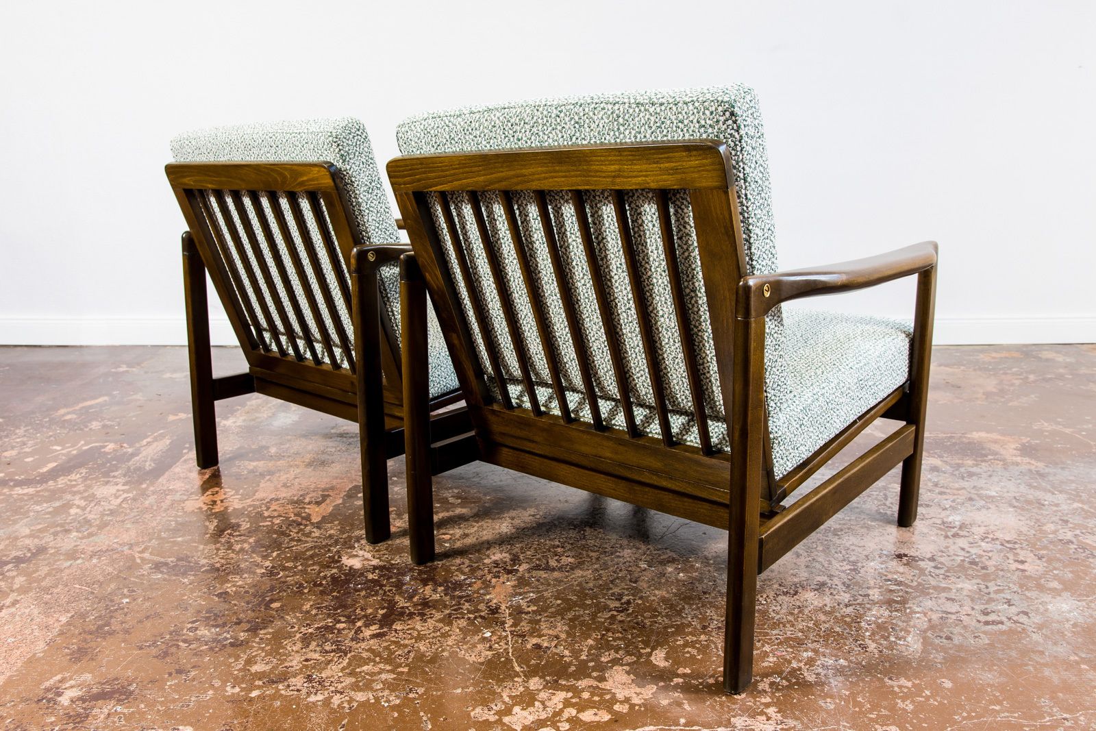photo vintage Vintage Club Chairs By Zenon Bączyk, 1960's, Set Of 2
