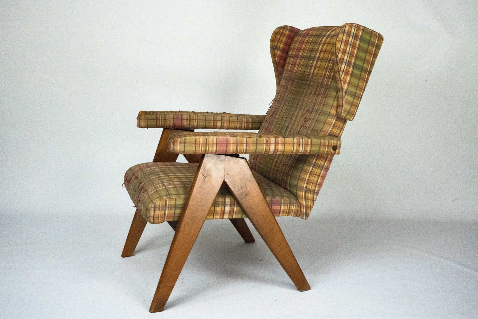 Italian Mid Century Modern Reclining Armchair, 1960s photo furniture