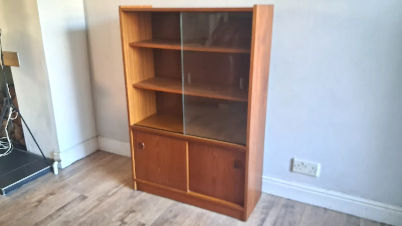 photo vinterior Delightful 1970's Teak Mid Century Drink S/Display Cabinet , Bookcase ,Cupboard
