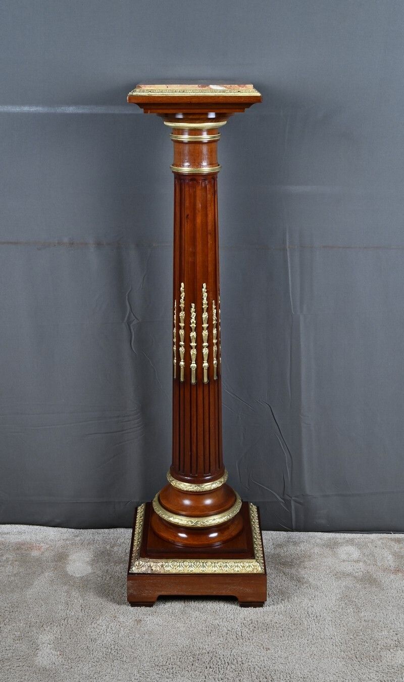 photo vintage Mahogany Swivel Column, Napoleon III Style – 1900