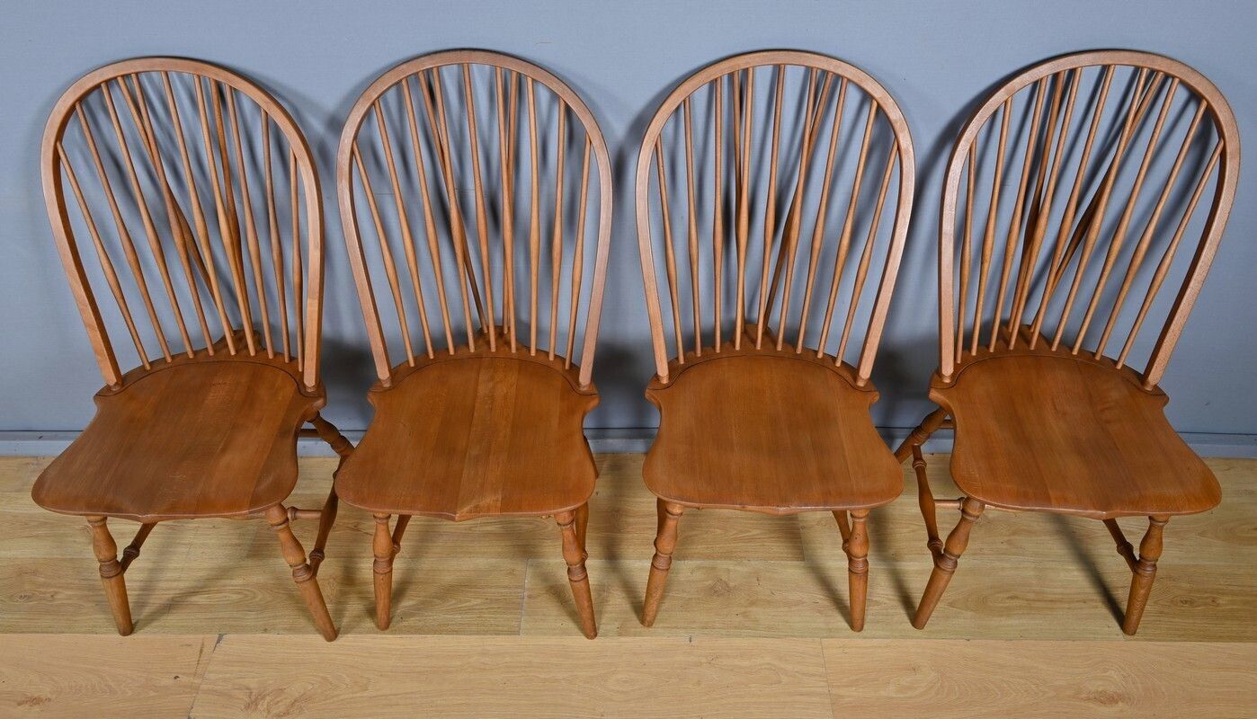Set Of 4 Windsor Beech Chairs, England – Early 20th Century photo buy