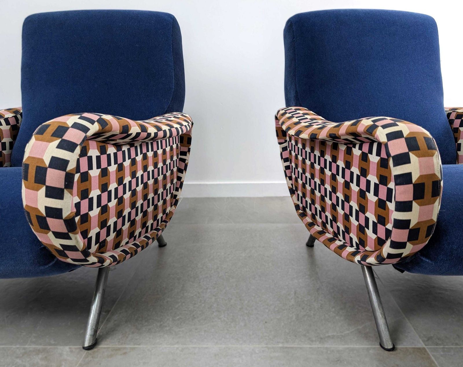photo vinterior Marco Zanuso Pair Of Lady Armchairs In Blue Velvet Hermès Italy 1950s