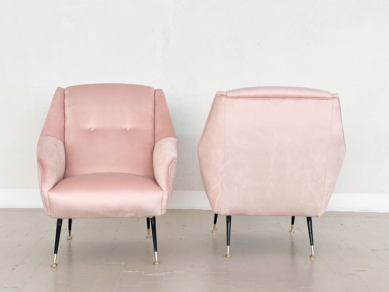 Italian Midcentury Armchairs In Soft Pink Velvet And Brass Tips, 1950s photo vinterior
