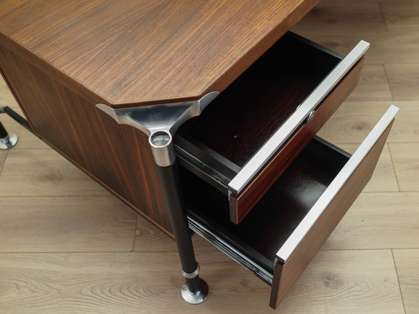 photo buy Vintage Desk, Italian Design, 1970s, Designers: Ico & Luisa Parisi, Manufacturer: Mim Roma