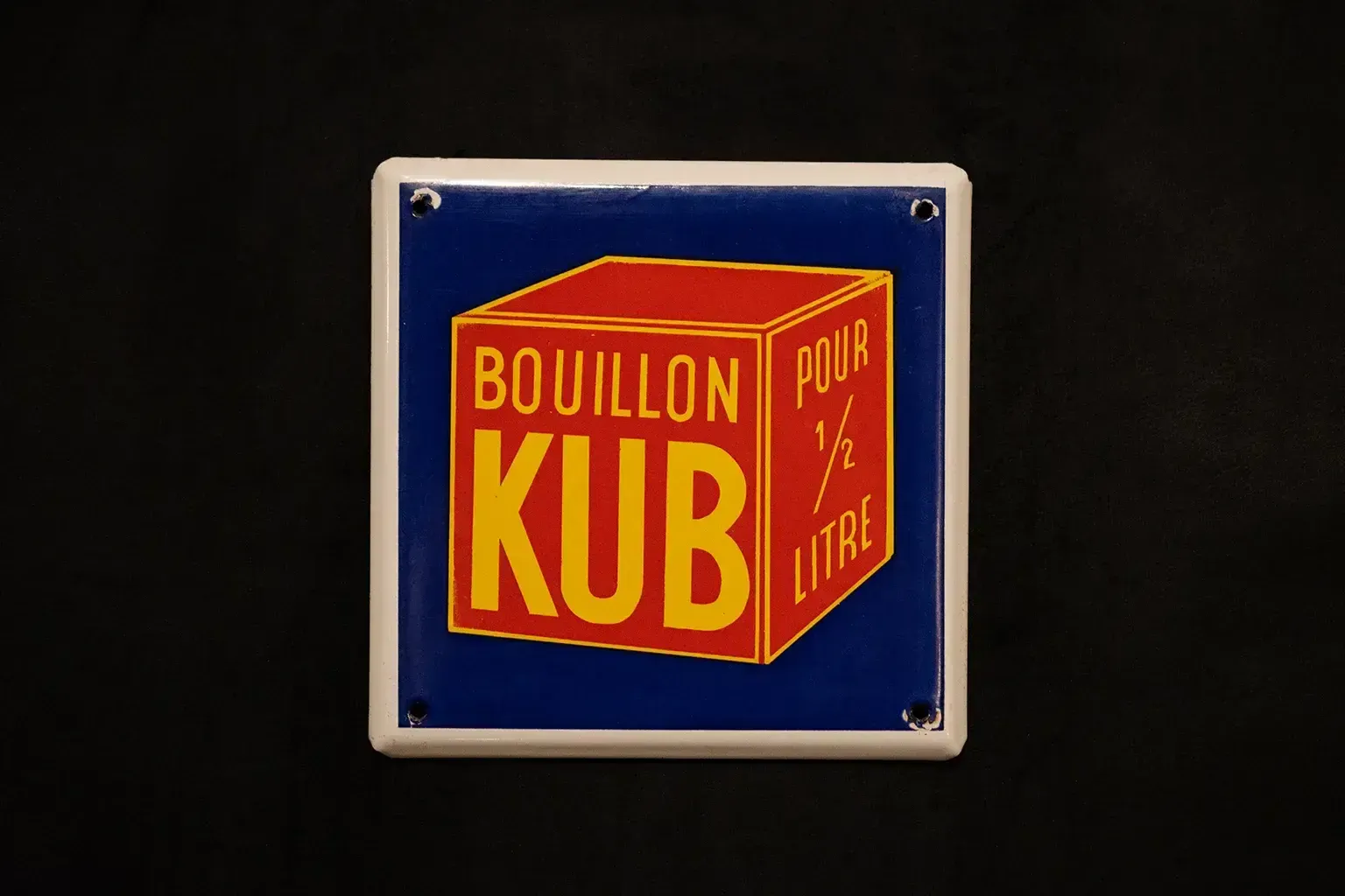 Plaque émaillée publicitaire « Kub Bouillon », années 1950