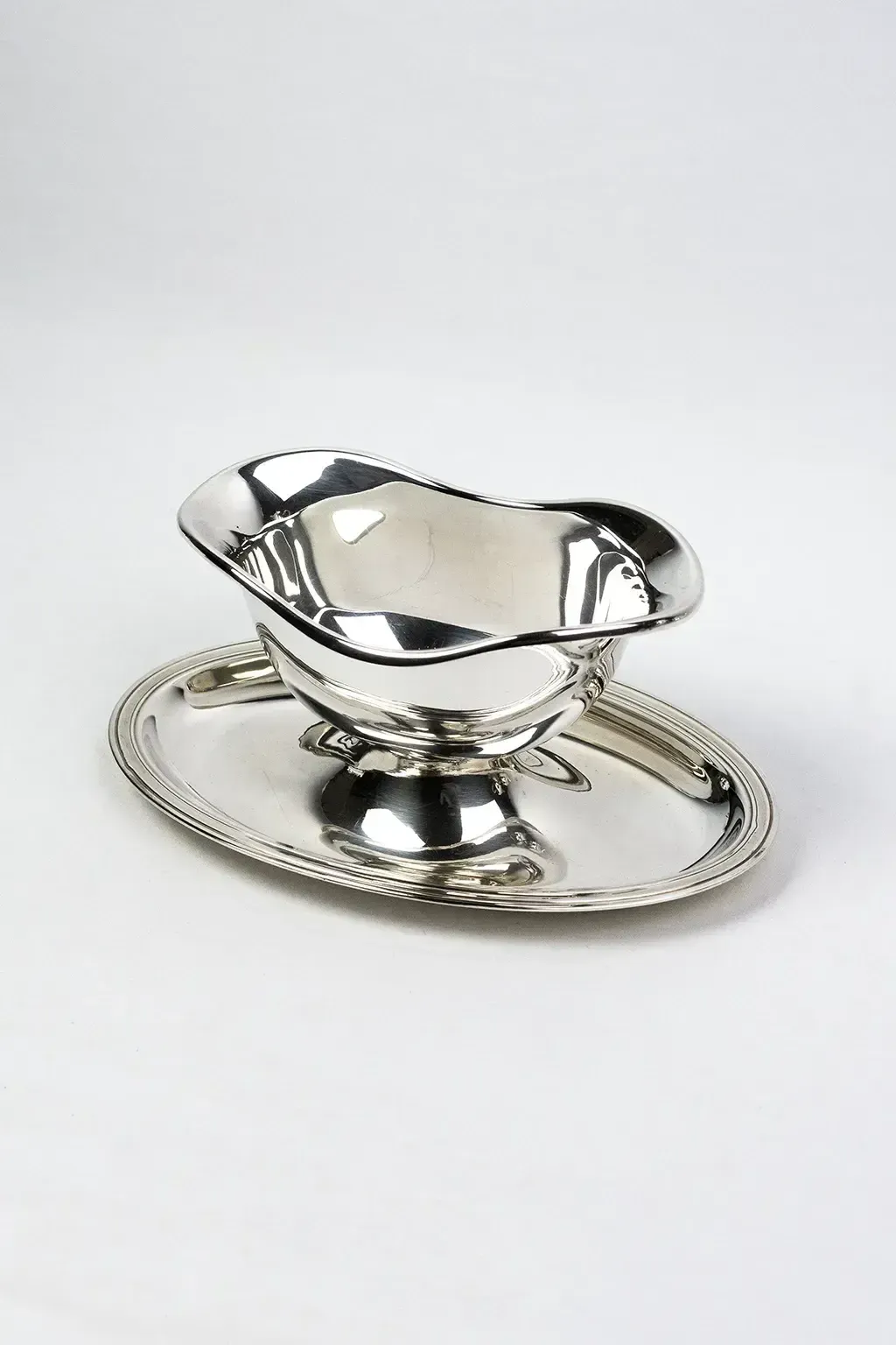 Saucière Christofle en métal argenté - dans le style du modèle Vendôme Filet photo vintage