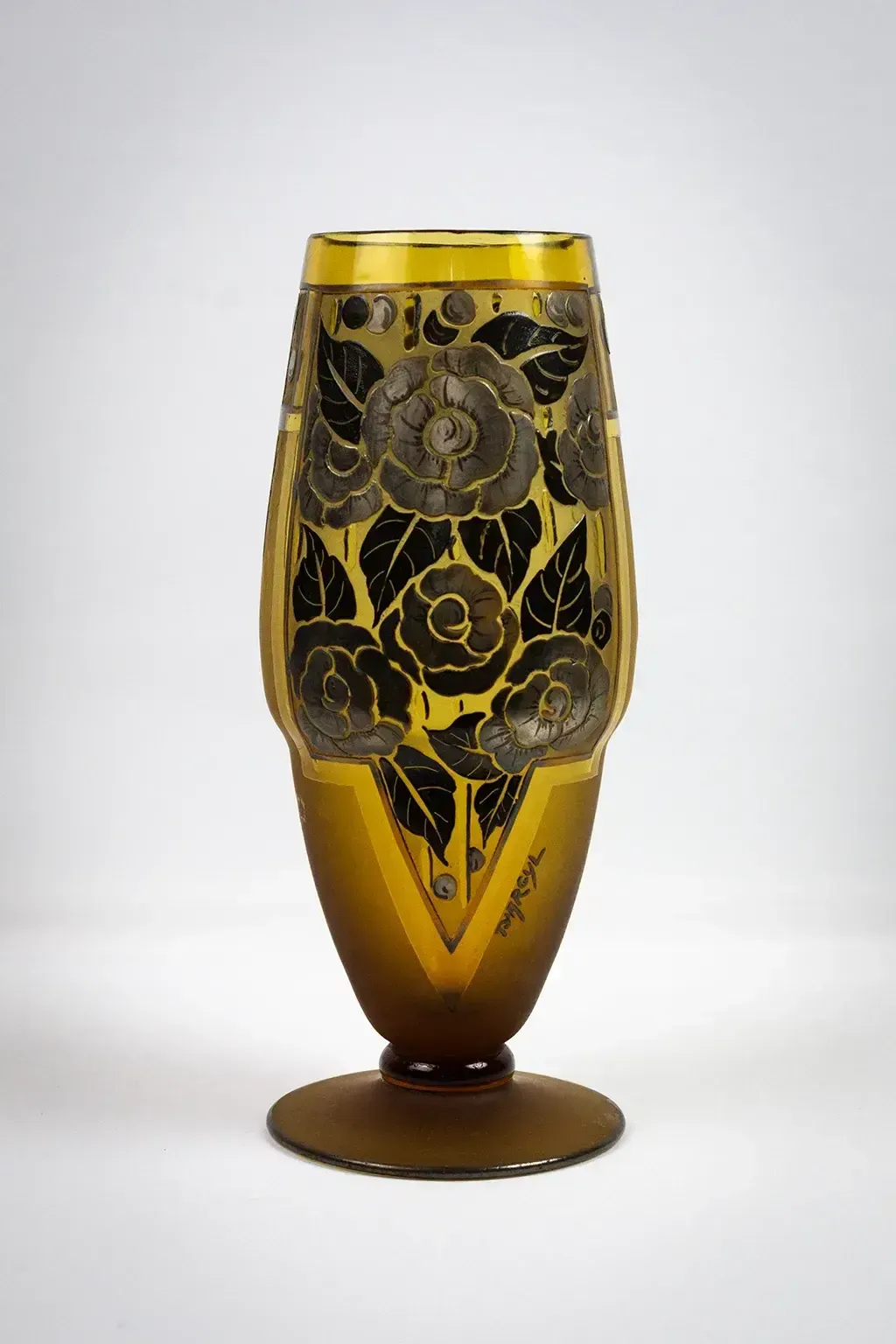 Vase Art déco en verre ambré à décor floral gravé à l'acide - Signé D'argyl