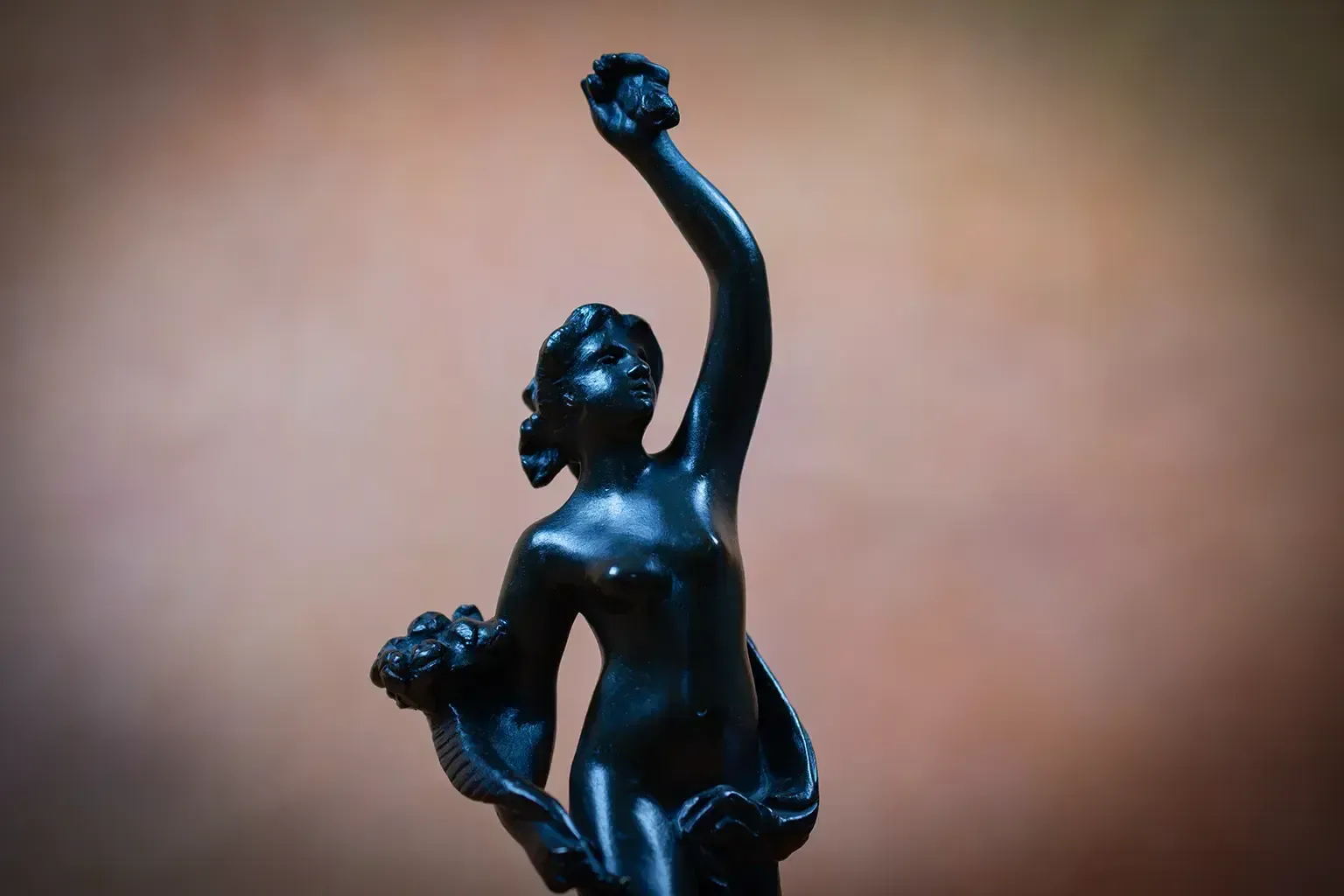 photo vinterior Allegorical Sculptures Of Mercury And Abundance Inspired By Jean De Bologne And Clodion