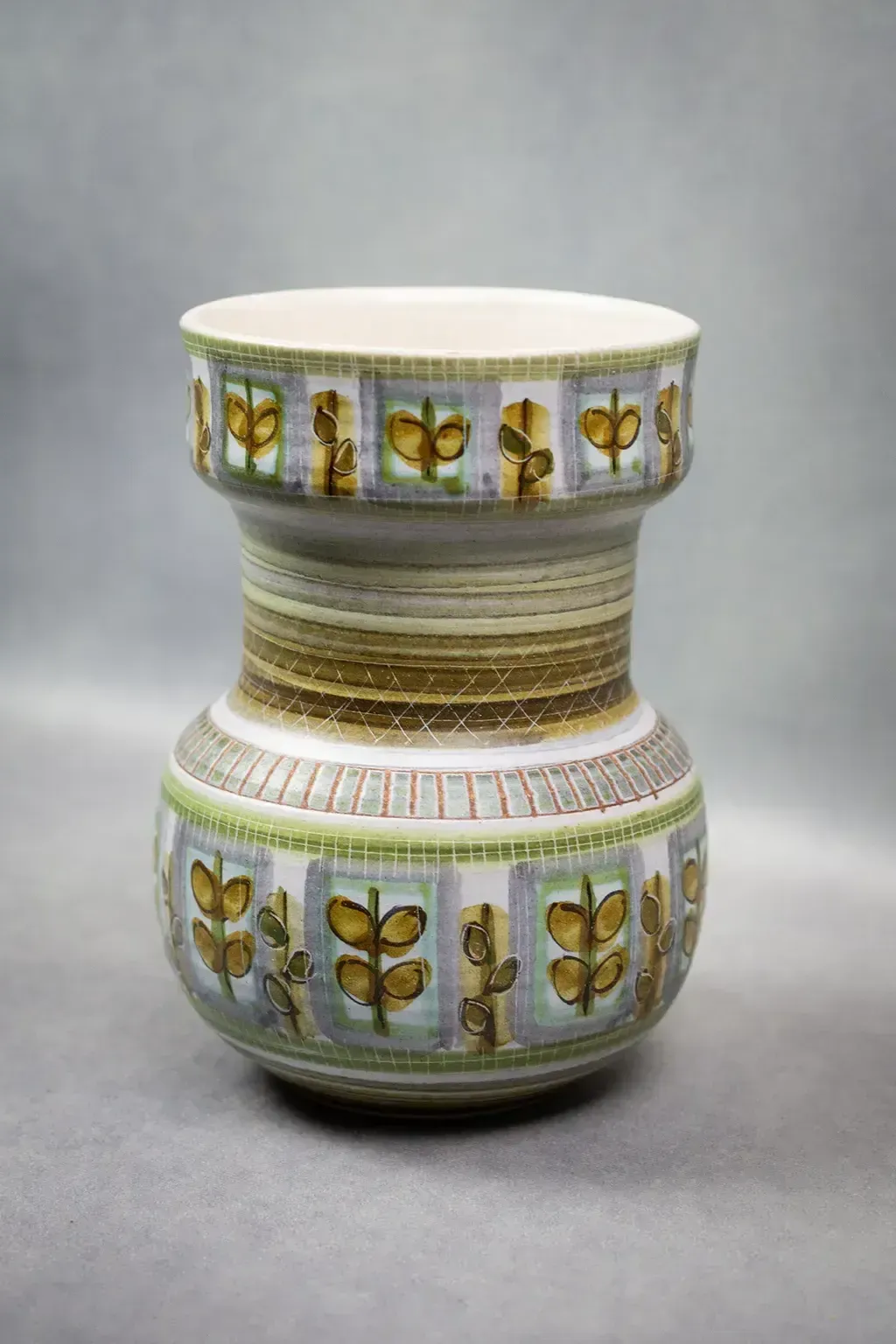 Vase en grès émaillé Marcel Guillot, décor végétal, années 1960