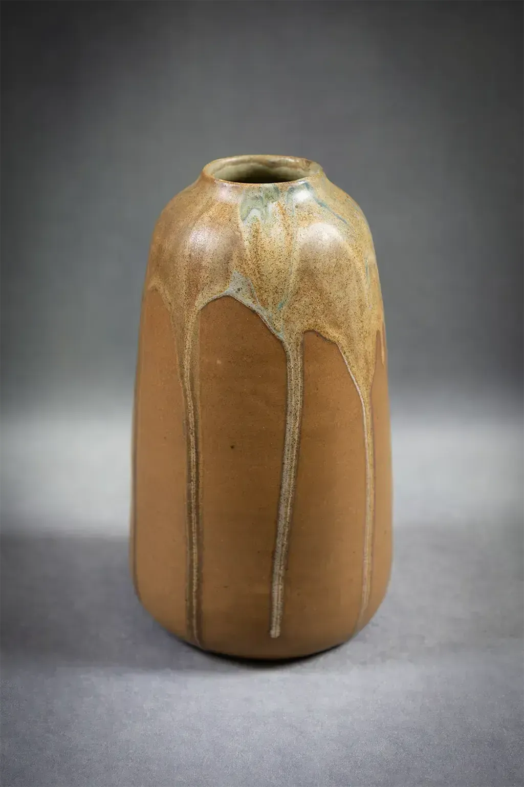 photo furniture Vase Léon Pointu en grès émaillé