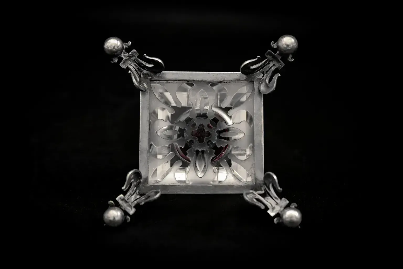 photo furniture Crystal And Silver Plated Metal Inkwell With Salamander And Fleur De Lis   French Antic
