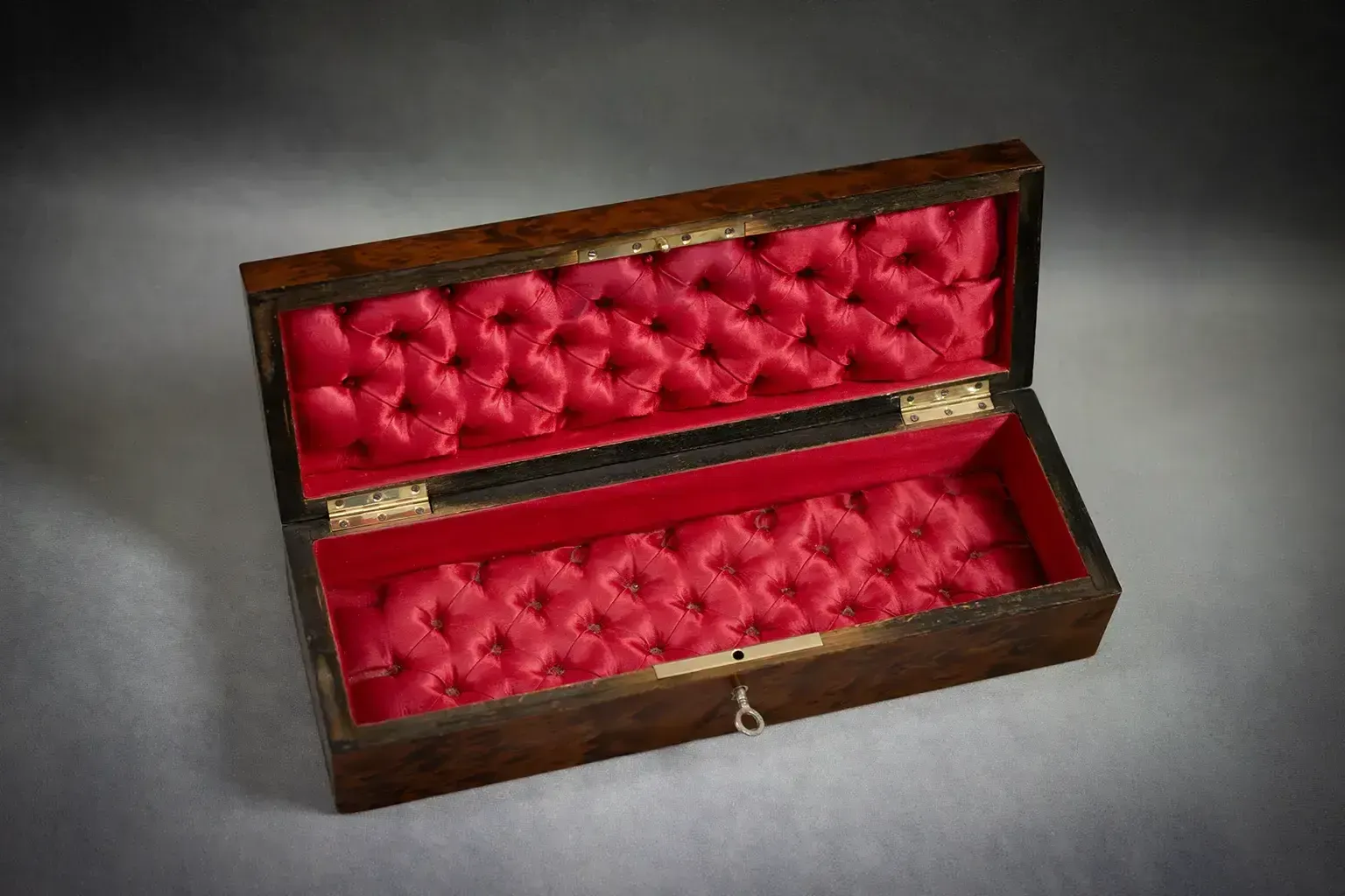 Boîte à gants Napoléon III en palissandre et marqueterie photo furniture