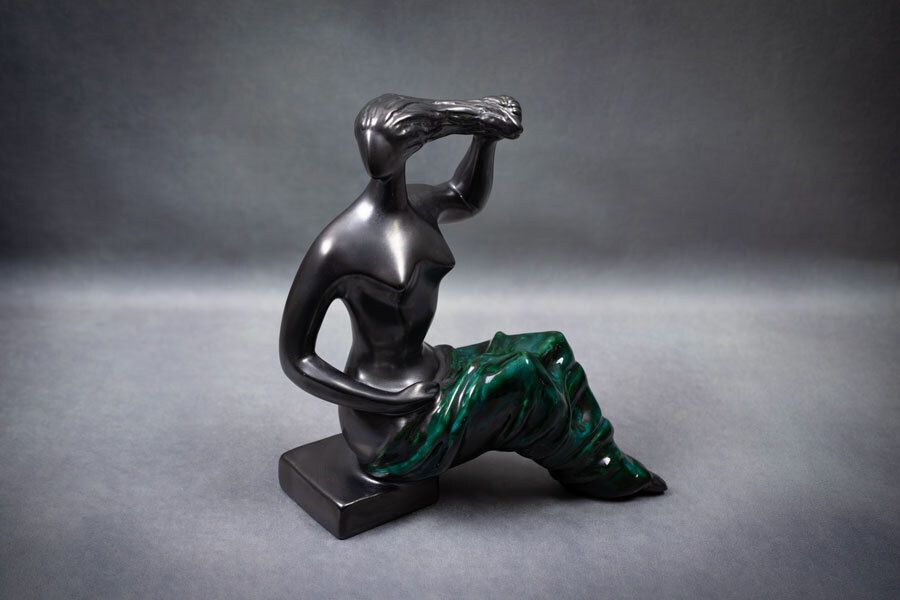 “Lady”, Ceramic Sculpture Of A Seated Woman By Jitka Forejtova photo Art