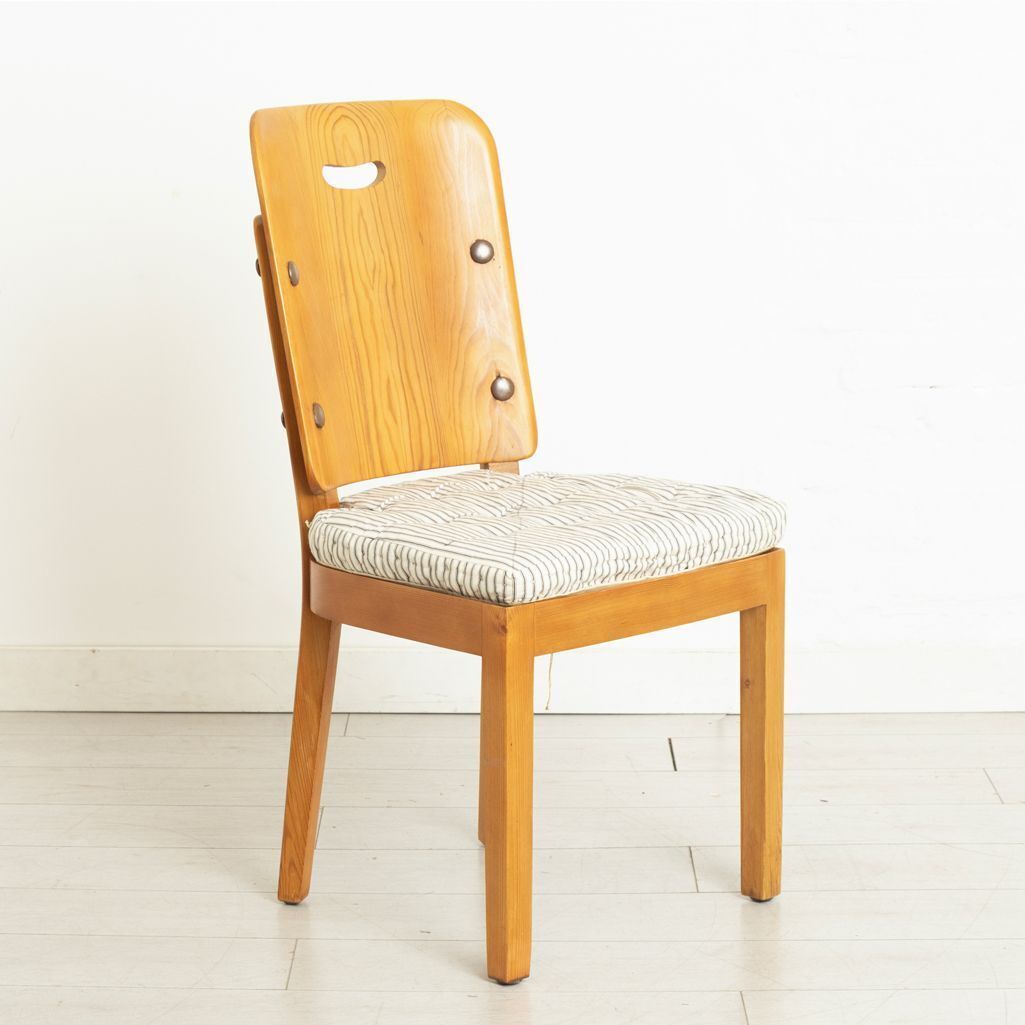 Set Of 8 Swedish Pine Sportstuga Mobler Chairs In The Manner Of Axel Hjorth, With Original Ticking Cushions & Webbing photo for sale