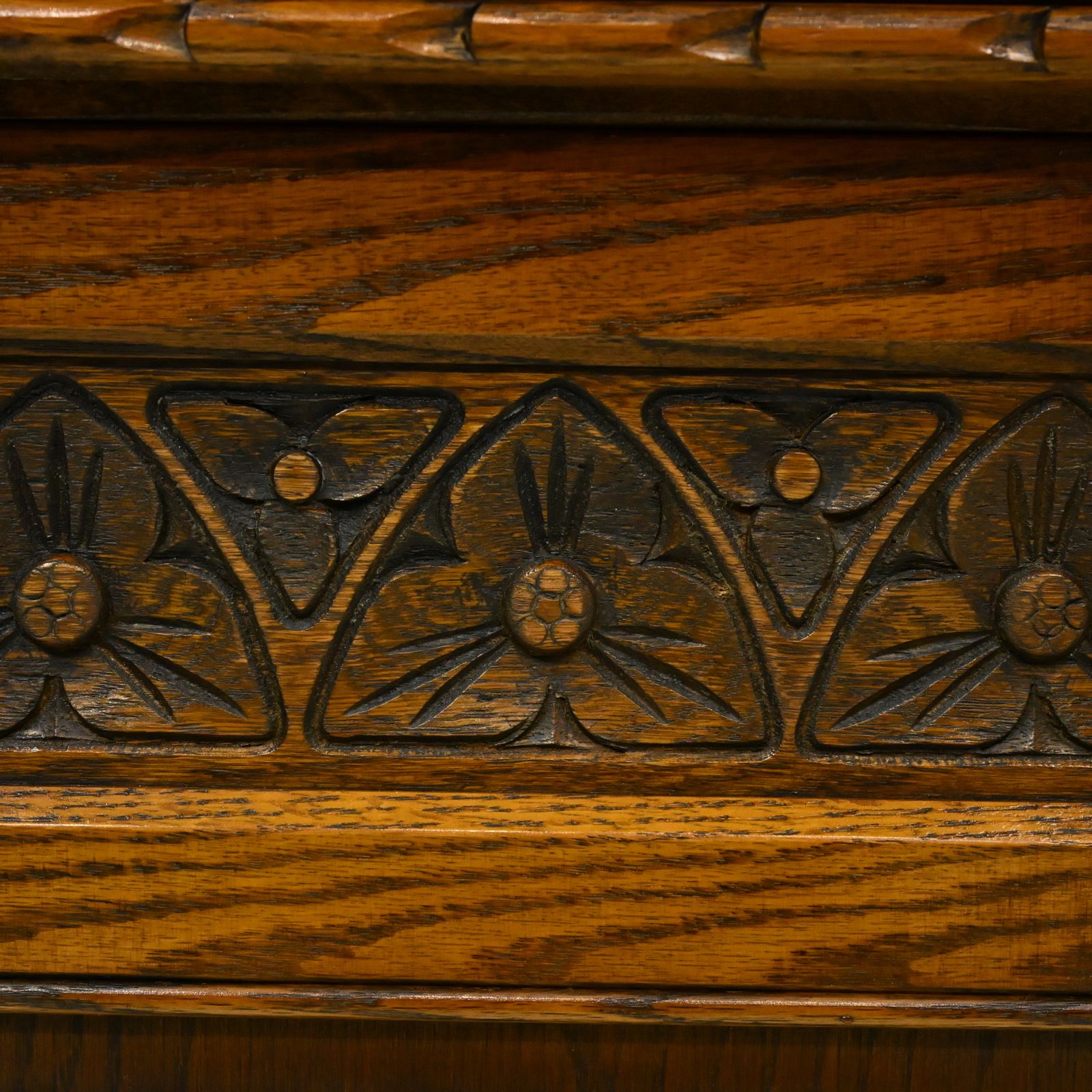 Old Charm Oak Dresser In Tudor Brown 4ft 6" Wide Door & Drawer Free Uk Delivery* photo vintage