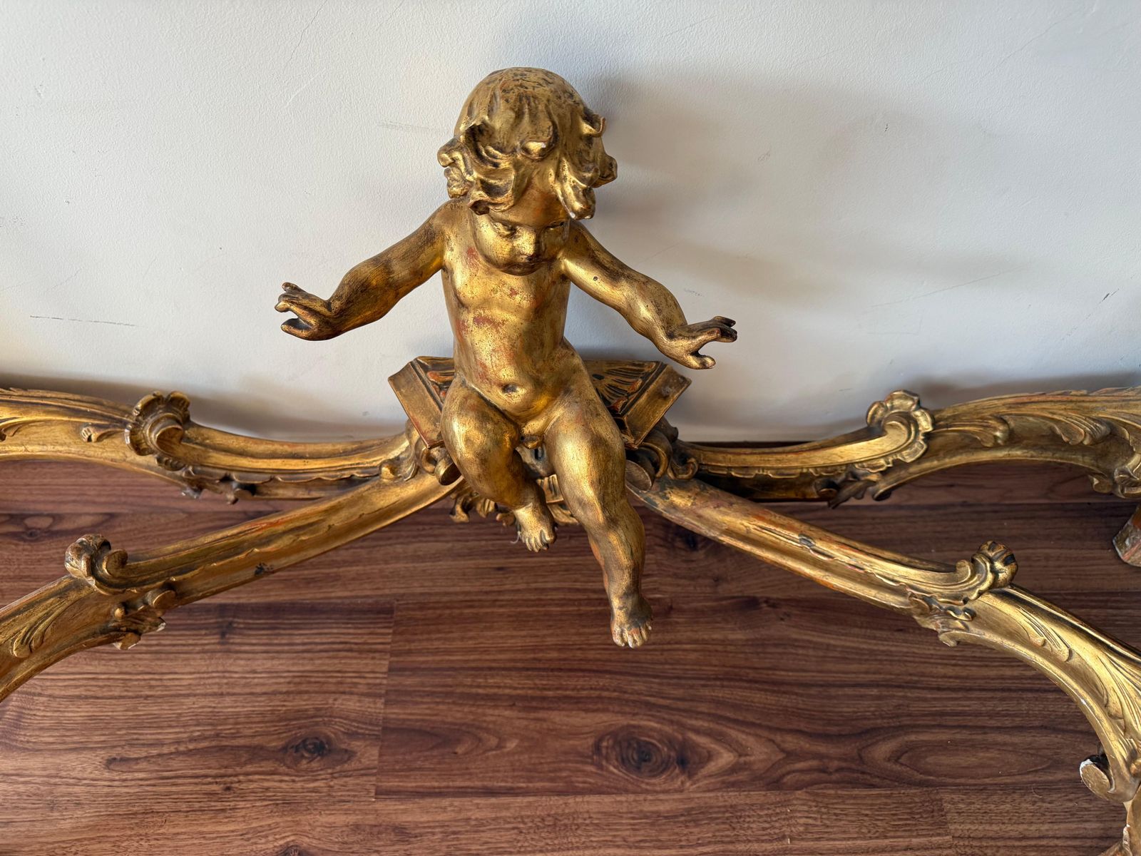 photo vinterior 19th Baroque Carved & Gilted Walnut Ormolu With Marble Console Table And Cherub