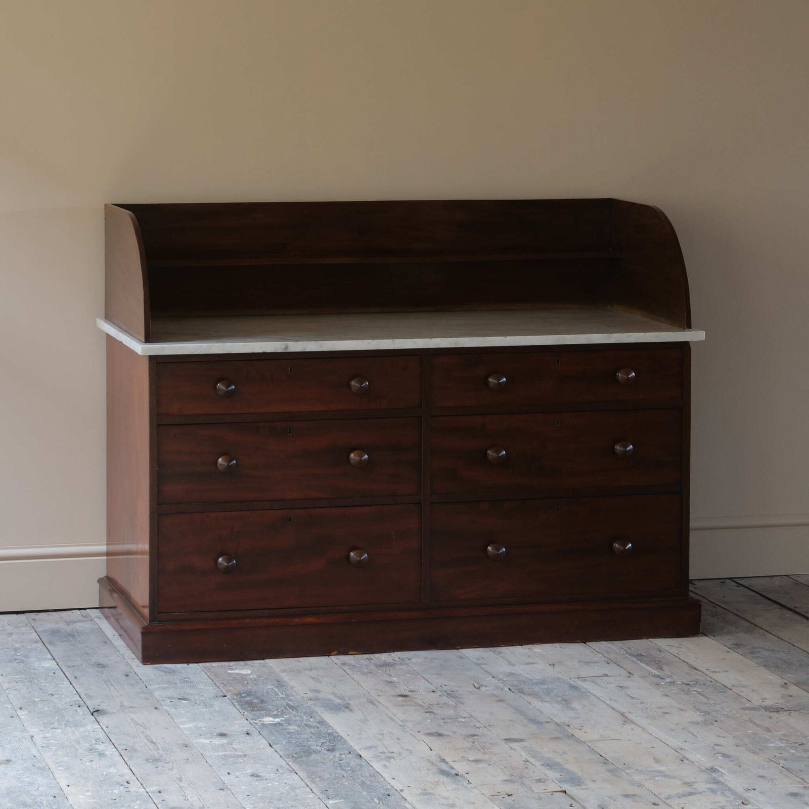 Mid 19th Century Mahogany Washstand Chest Of Drawers photo vinterior