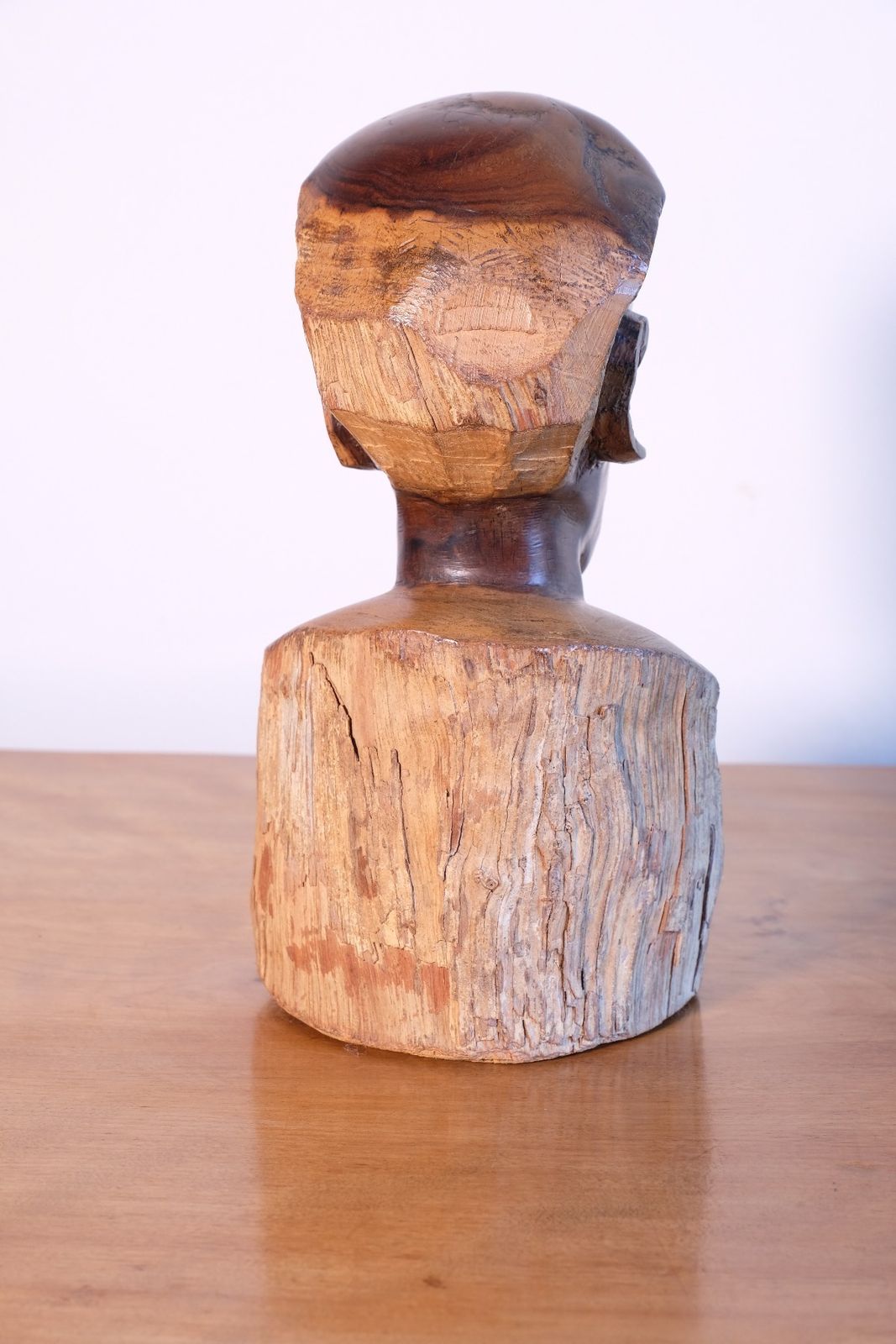 photo furniture Hand Carved Makonde Wood Bust – East African Tribal Sculpture