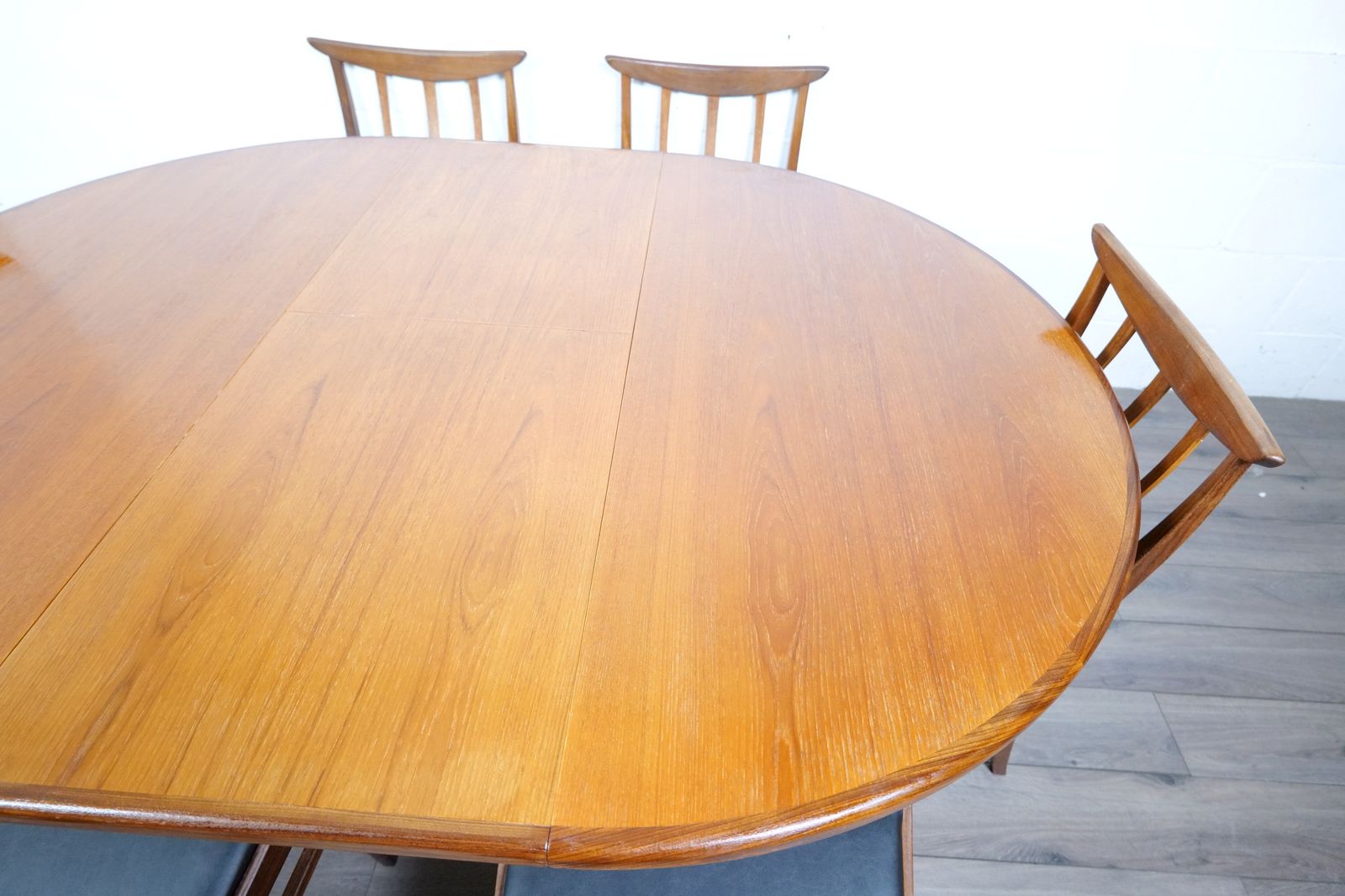 G Plan Fresco Circular Dining Table & 6 Brasilia Chairs photo buy