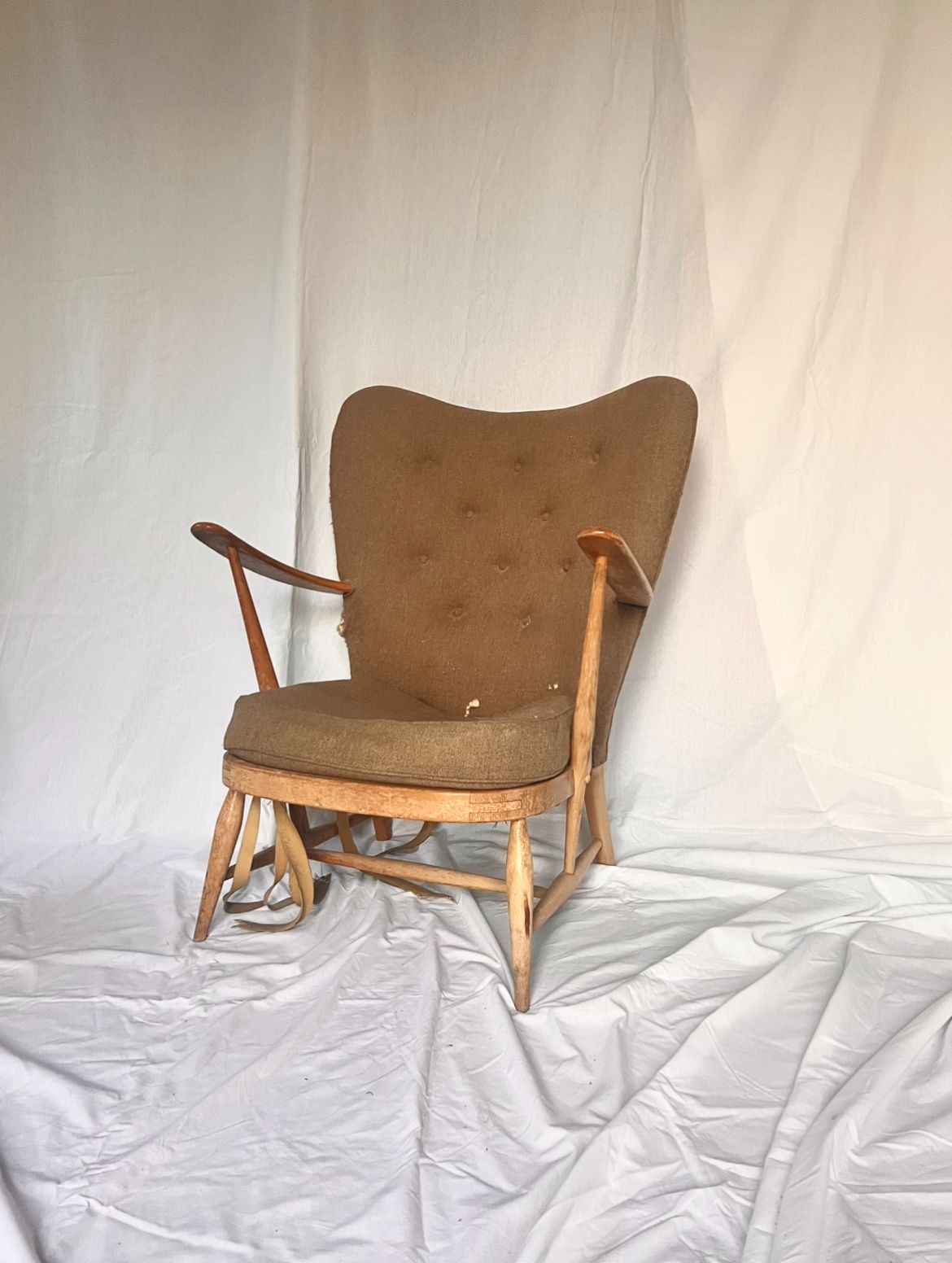 Rare Mid Century Ercol Model 312 Wingback Armchair (C.1956) – Unrestored
