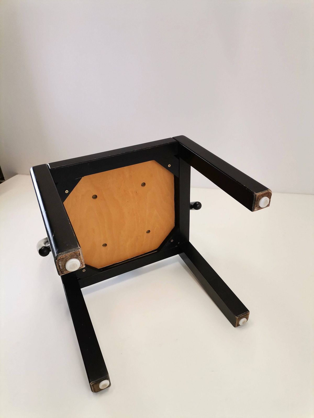 Rare Postmodern Dining Chair / Italian Design / Solid Wood And Leather Seat / Dining Office Chairs / 80s Italy photo vinterior