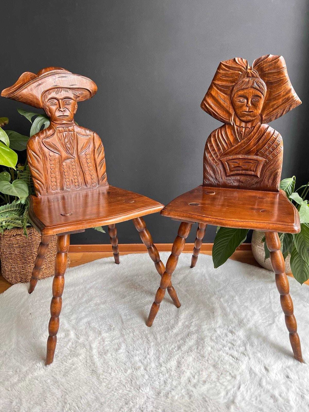 830.0 Antique French Alsatian Carved Oak Chair   Folk Art Country Farmhouse Accent Chair photo