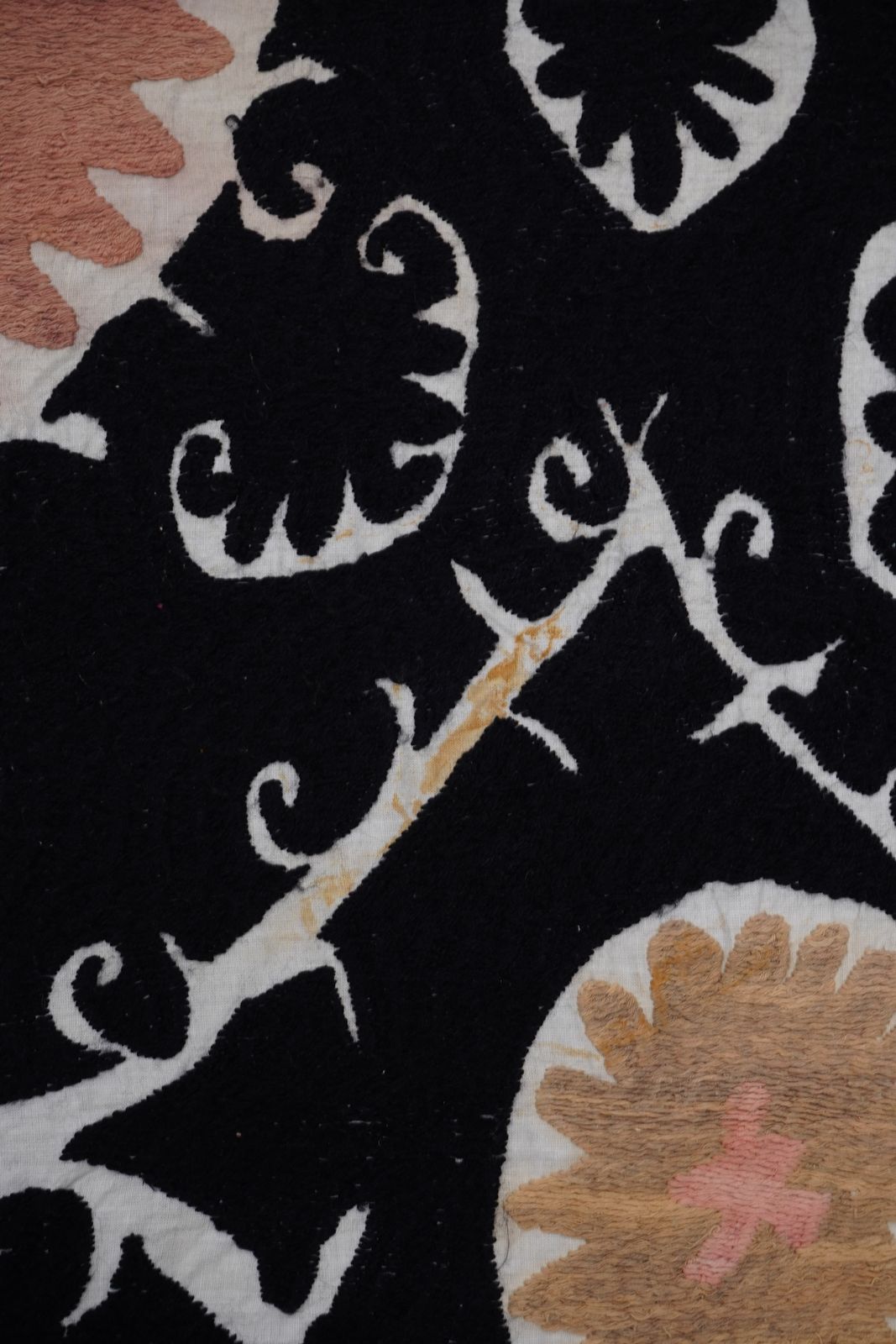 Textiles Vintage Black Suzani Wall Hanging, Ctton Embroidery, Extra Large Bedspread 7'2'' X 10'8'' photo