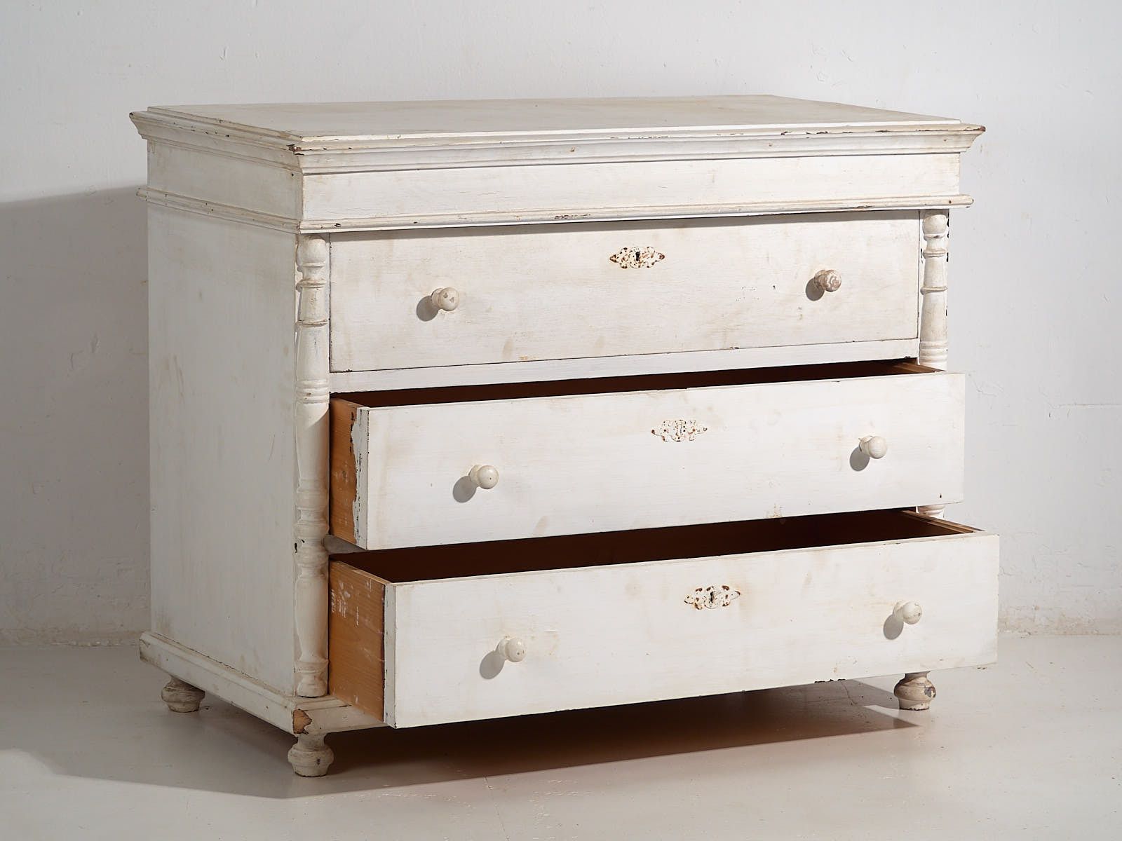 Antique White Chest Of Drawers (C.1900) photo for sale