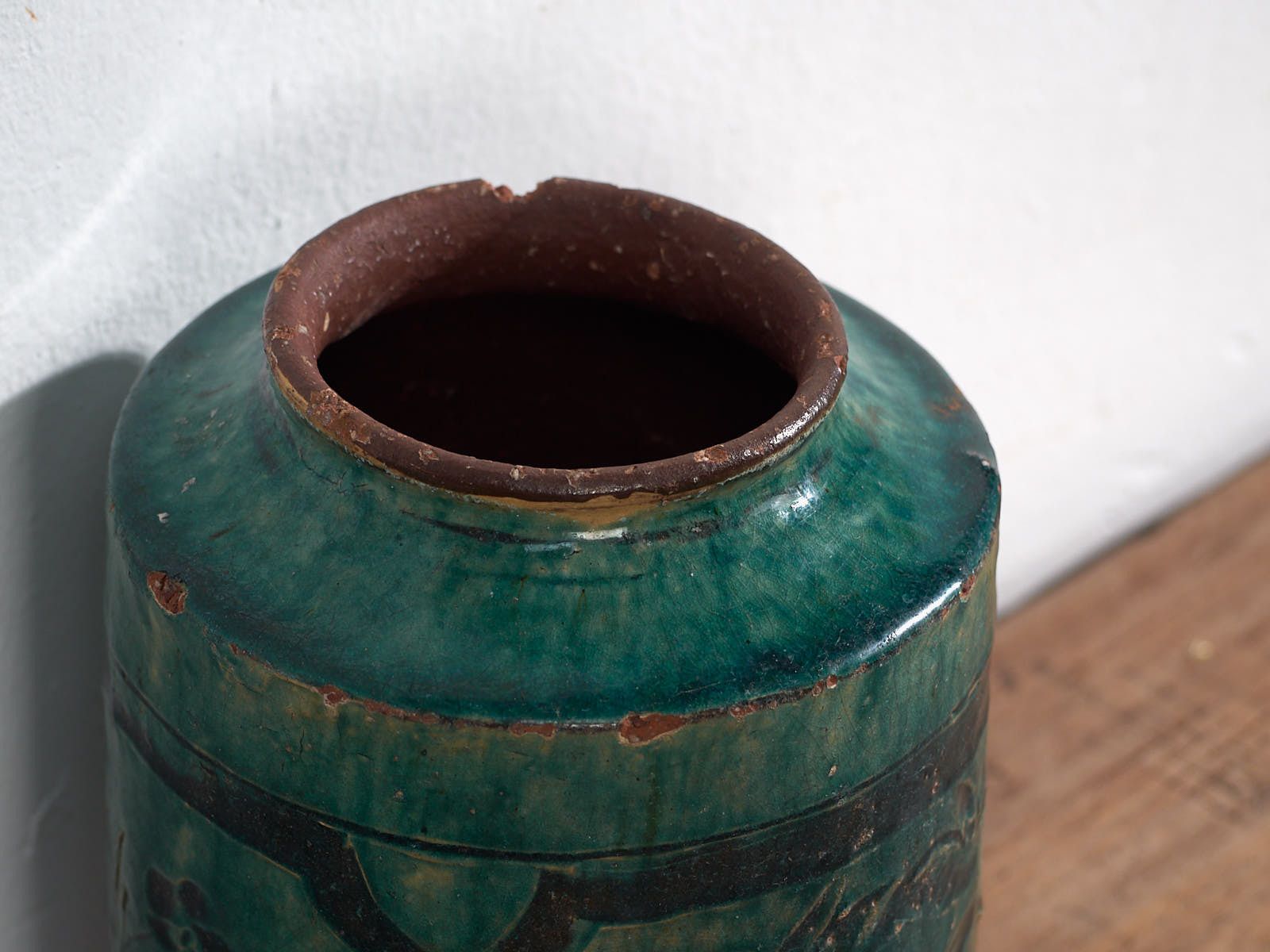 Antique Chinese Vase With Vegetal Details (C.1820) #11 photo furniture