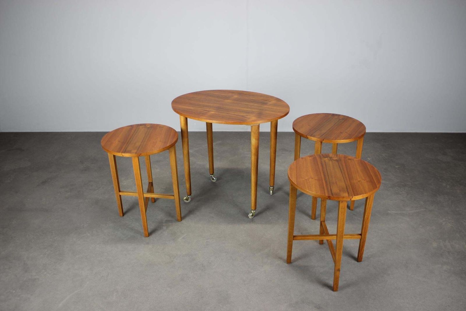 Restored Danish Teak Folding Table With Three Nesting Chairs By Poul Hundevad, 1 photo furniture