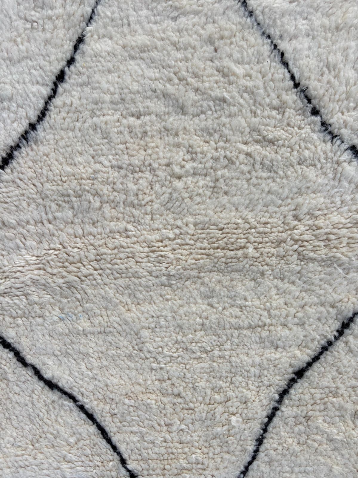 Rug Interior Living Room   Moroccan Berber Beni Ourain Rug 200x310 Cm   White Authentic Wool Carpet   Modern Design Rug   Hand Made Wool Rug photo 1139.0