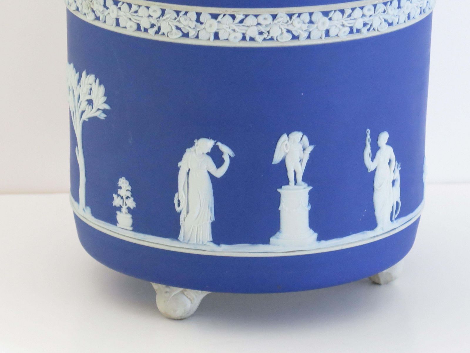 Wedgwood Jasperware Jardiniere Classical Figures Fully Marked, Ca 1930s photo buy