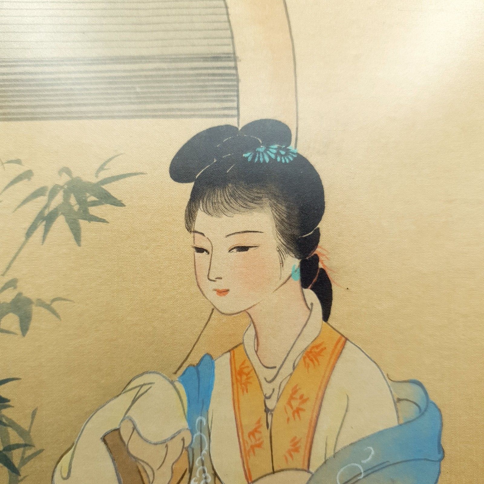 photo vinterior Chinese Silk Hand Painted Wuchen September 1928? Bo Yu? Lady & Blossom Framed