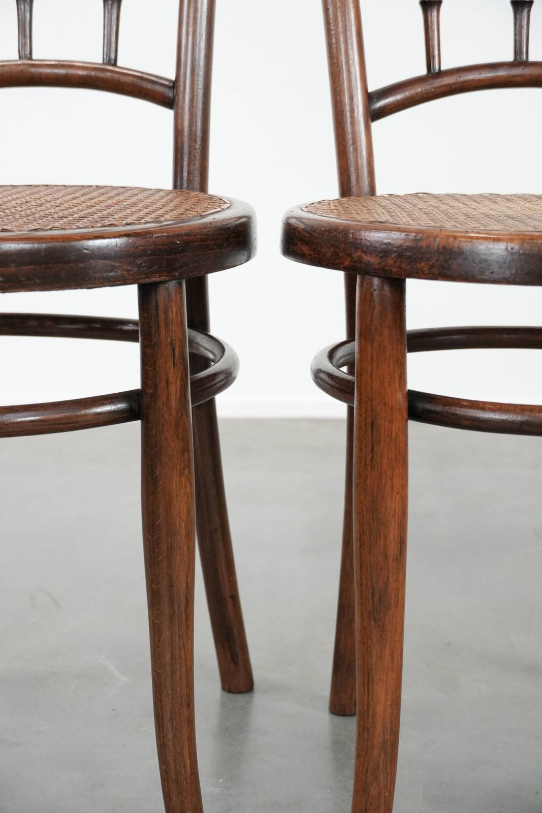 photo furniture Nice Set Of 2 Wooden Vintage Bistro Chairs Jacob & Josef Kohn Wien With A Wicker Seat