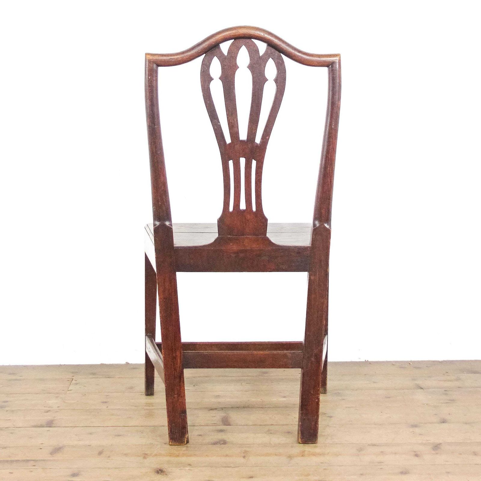 photo furniture Antique Set Of Six 19th Century Oak Dining Chairs | Set Of Chairs | Antique Chairs | Dining Chairs | Kitchen Chairs (M 6403)