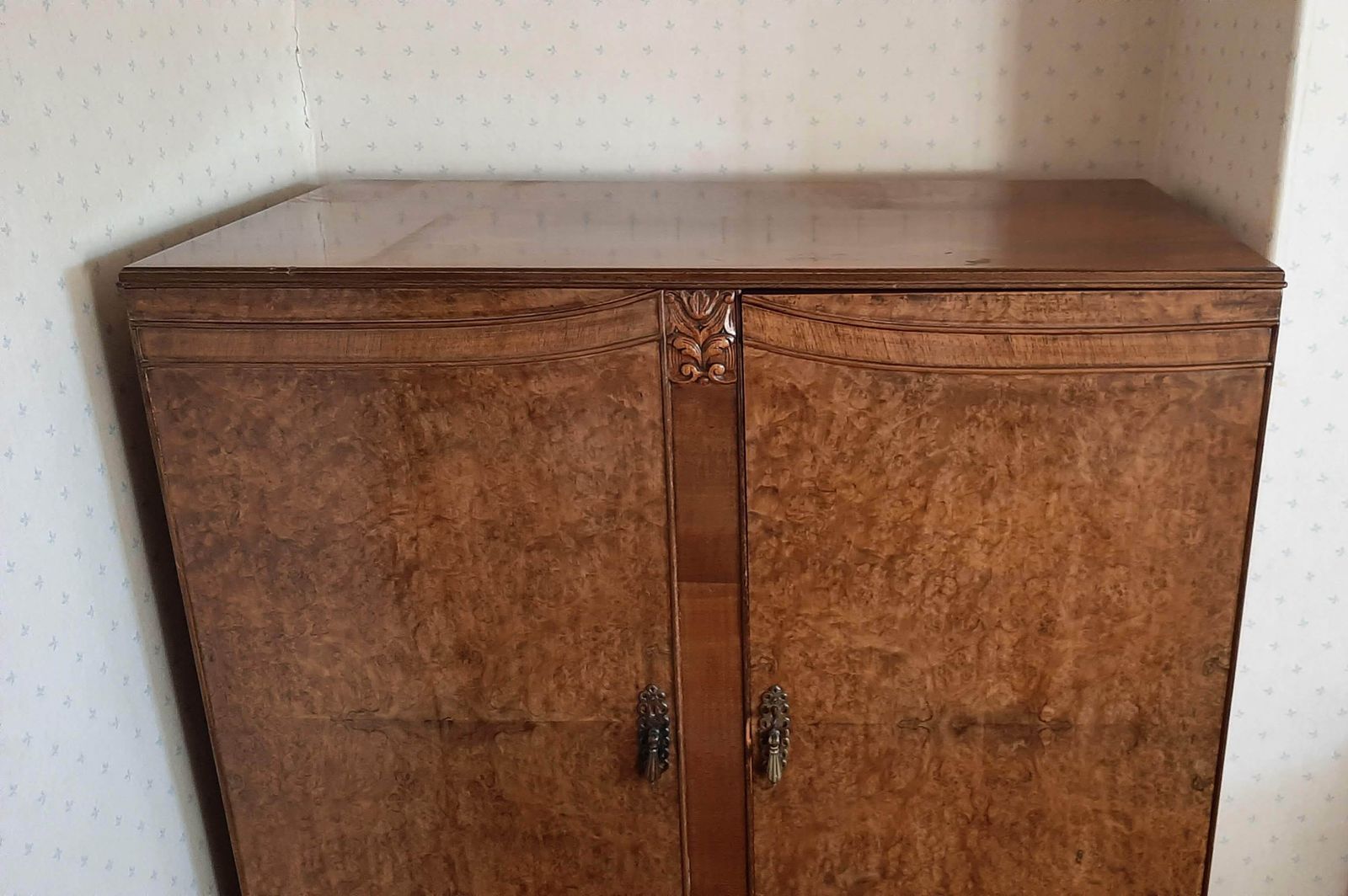1930s Burr Walnut Wardrobe, Early 20th Century photo buy