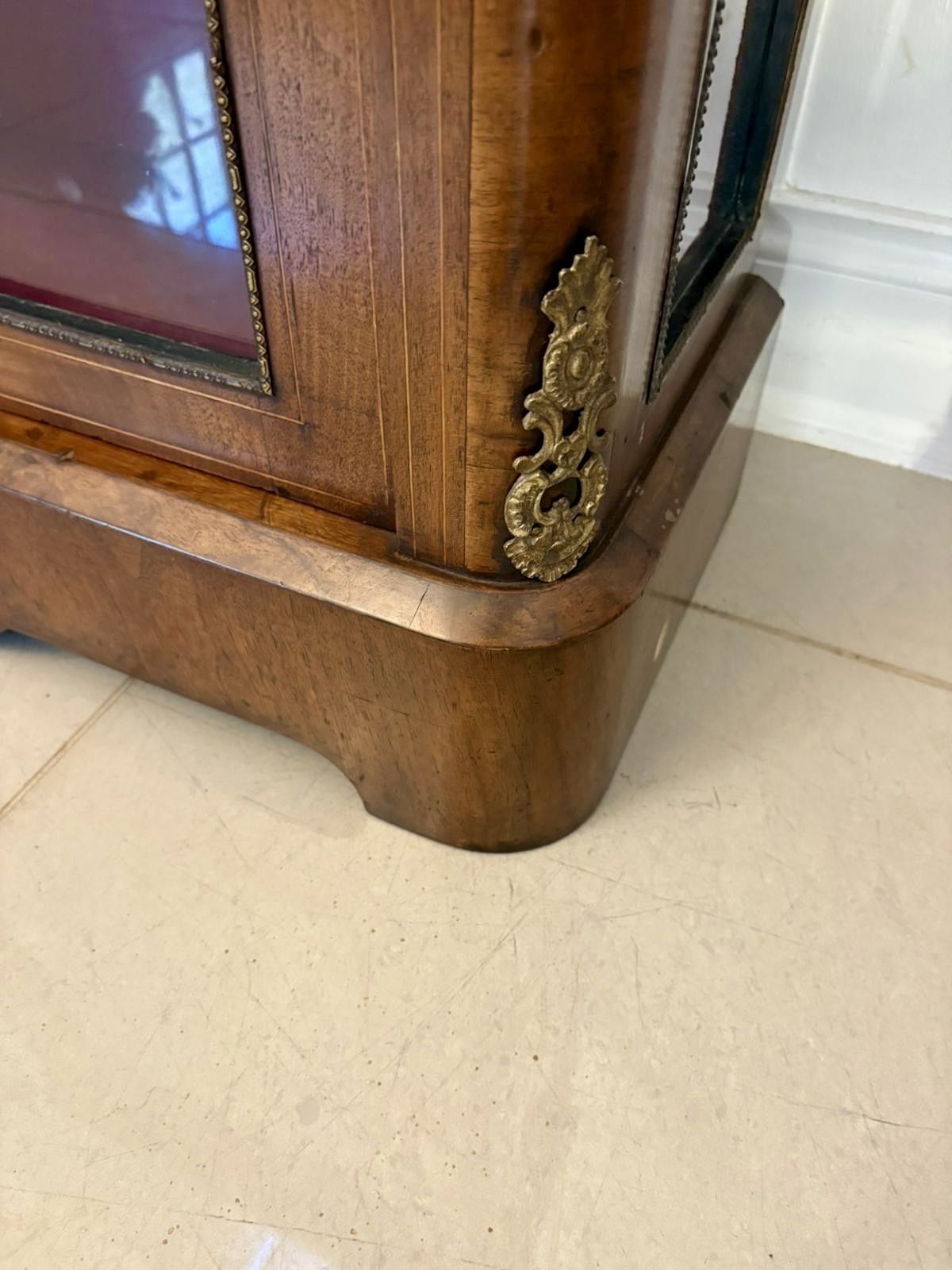 photo furniture Antique 19th Century Quality Inlaid Burr Walnut Pier Cabinet