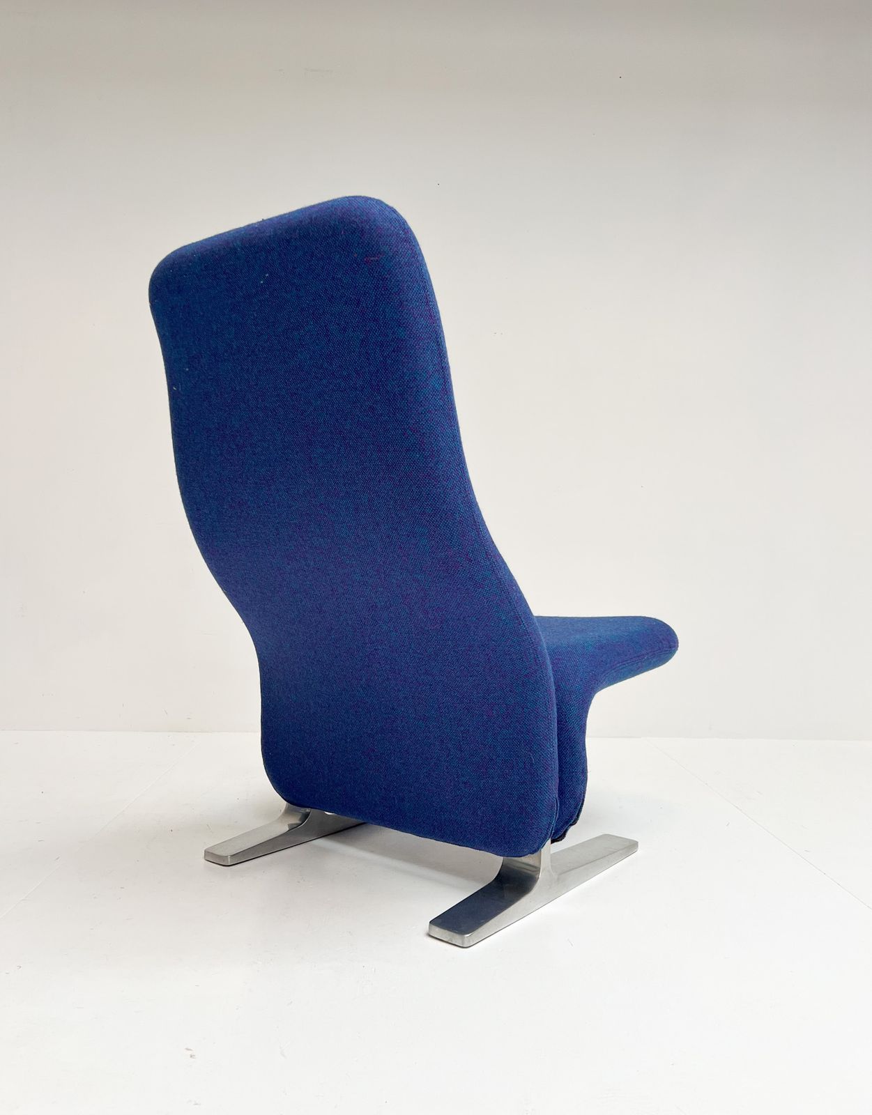 Reupholstered Artifort Concorde F780 Armchair, 1960s photo vintage
