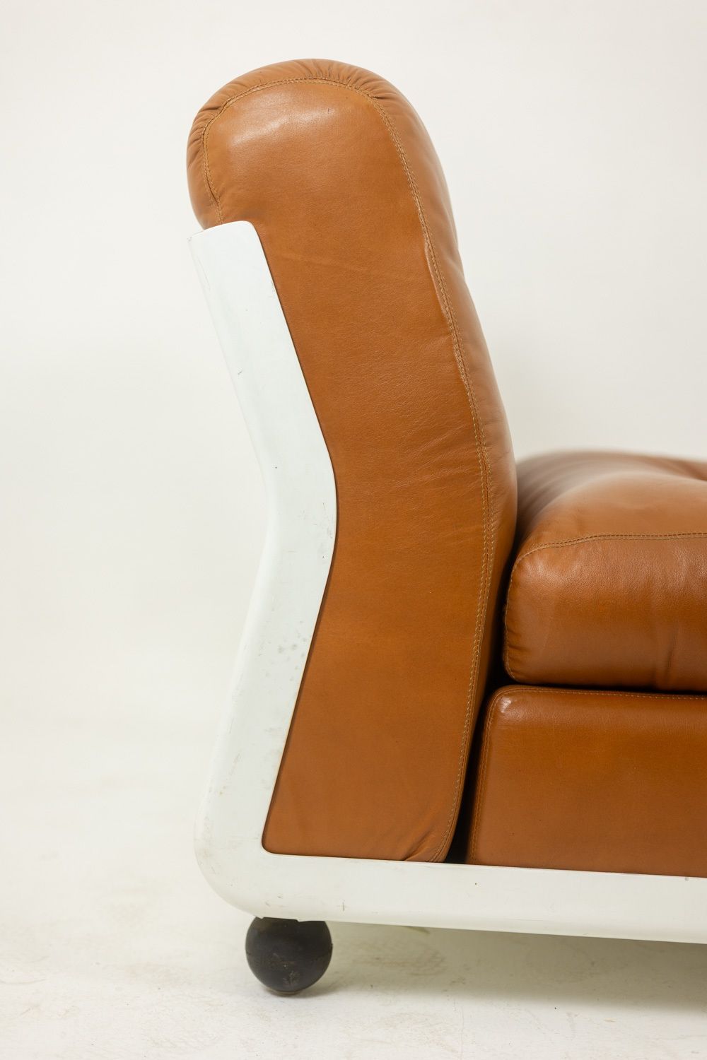 Mario Bellini, For B&B Amanta Leather Armchair. Circa 1970 photo buy