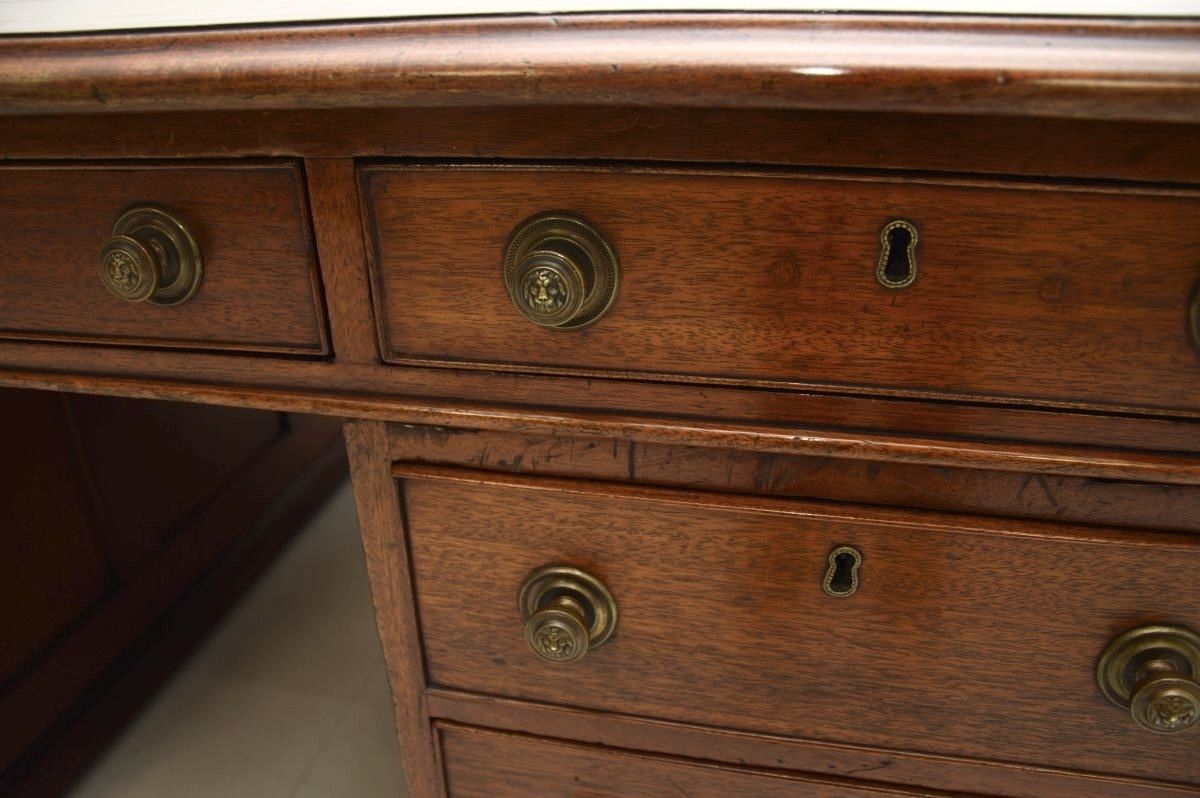 photo vintage Antique Victorian Mahogany Leather Top Partners Desk