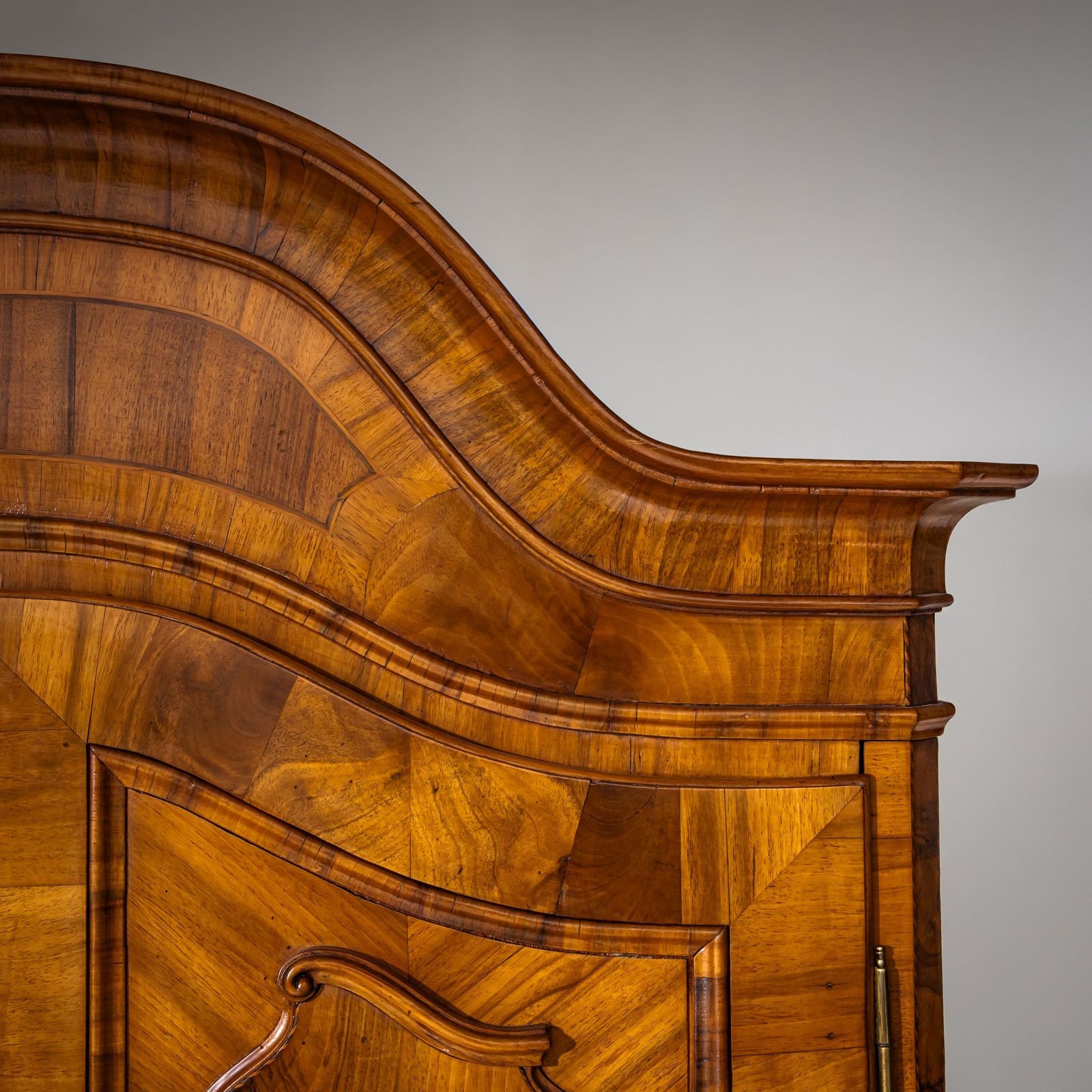 photo furniture Baroque Secretary In Walnut, 18th/19th Century