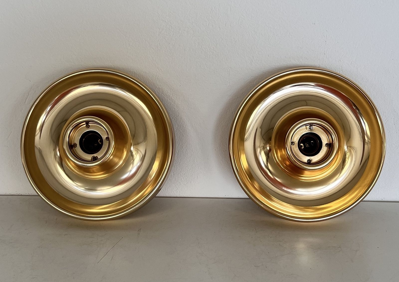 photo vintage Italian Flush Mount Lights Or Wall Lights By Tronconi, Set Of 2