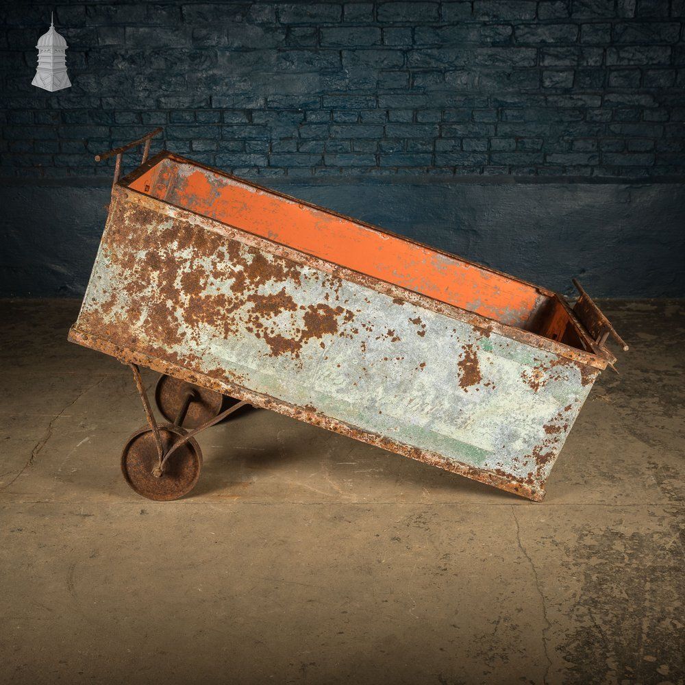 photo vinterior Industrial Factory Cart, Galvanised Handcart