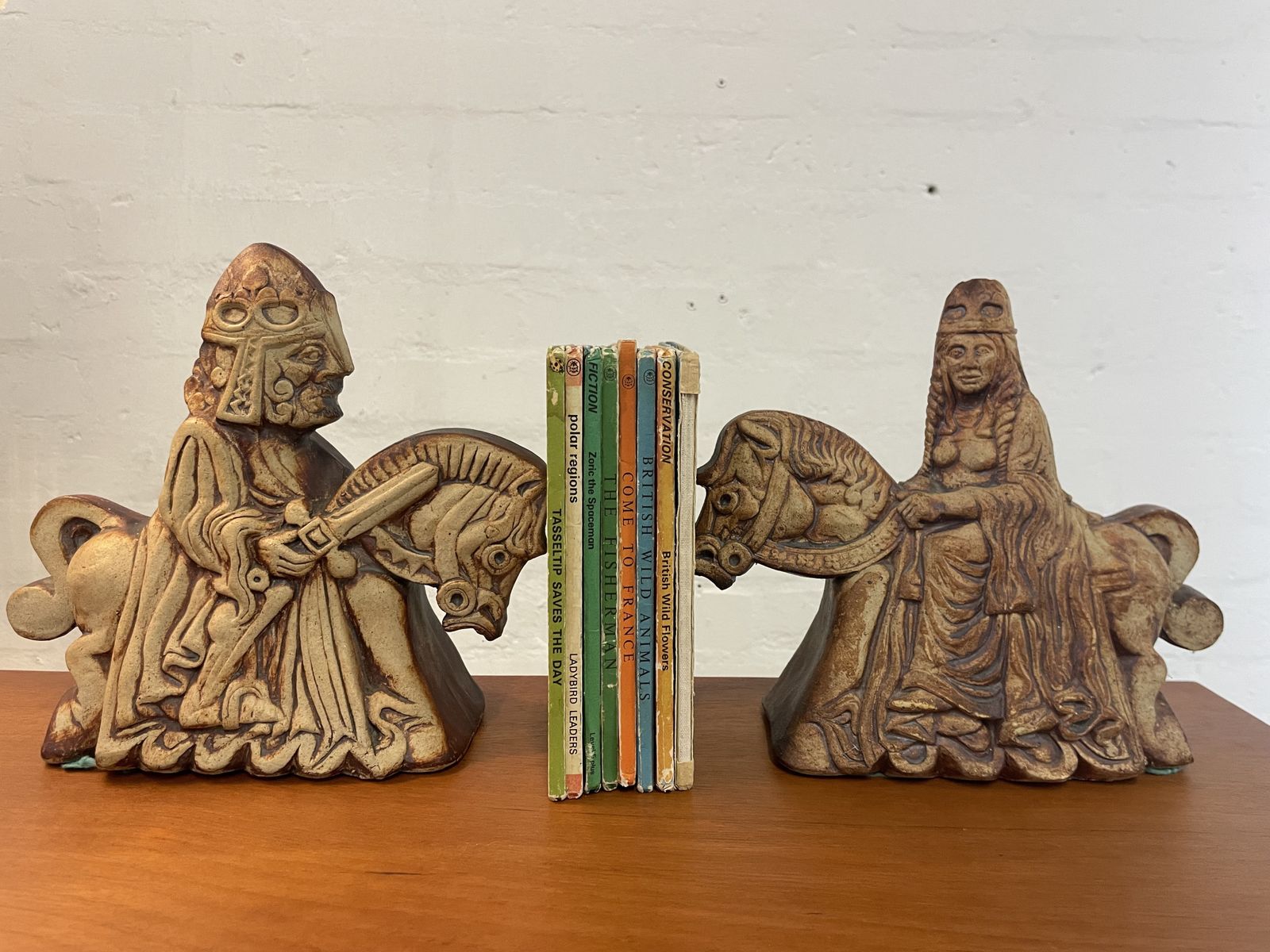 Vintage Quantock Pottery King Arthur & Queen Guinevere Figures | 1970s Stoneware | Inspired By Lewis Chessmen