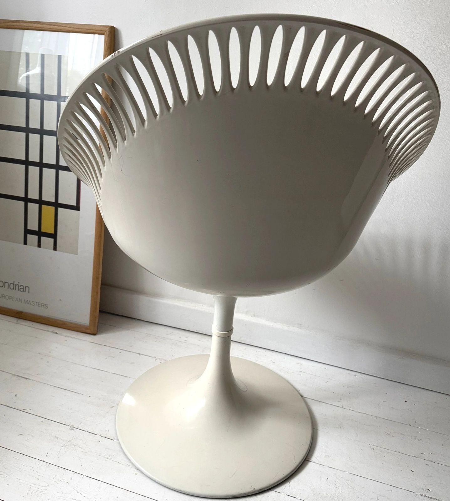 70s Space Age Swivel Satellite Tulip Base Chair After Marcello Ziliani For Casprini photo vinterior