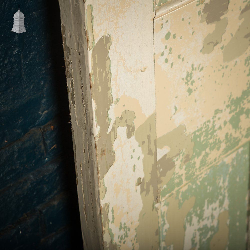 6 Panel Door, Moulded Panels With Distressed Green Paint photo vintage