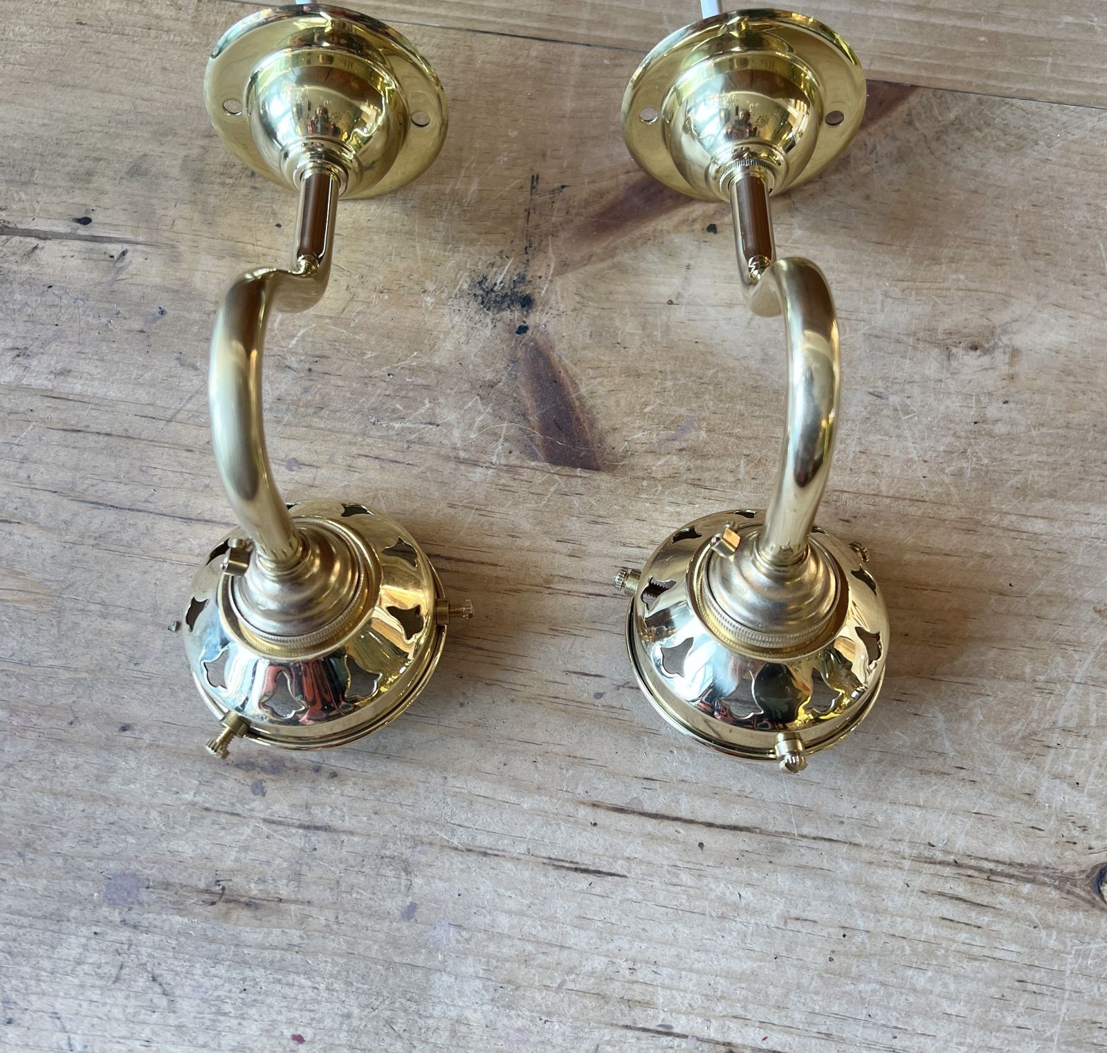 Newly Made Polished Brass Wall Light Arms photo 75.0