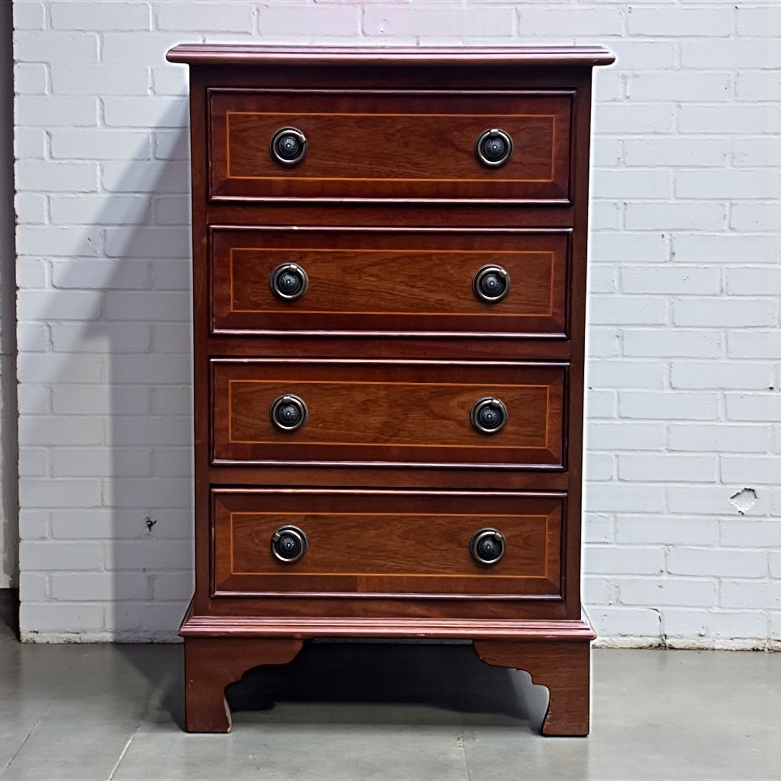 Georgian Style Chest Of Drawers